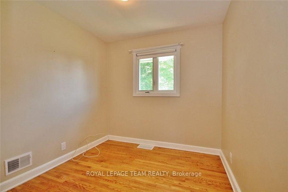Photo 6 of 85 David Drive, Ottawa, Meadowlands/St. Claire Gardens — HOMEH