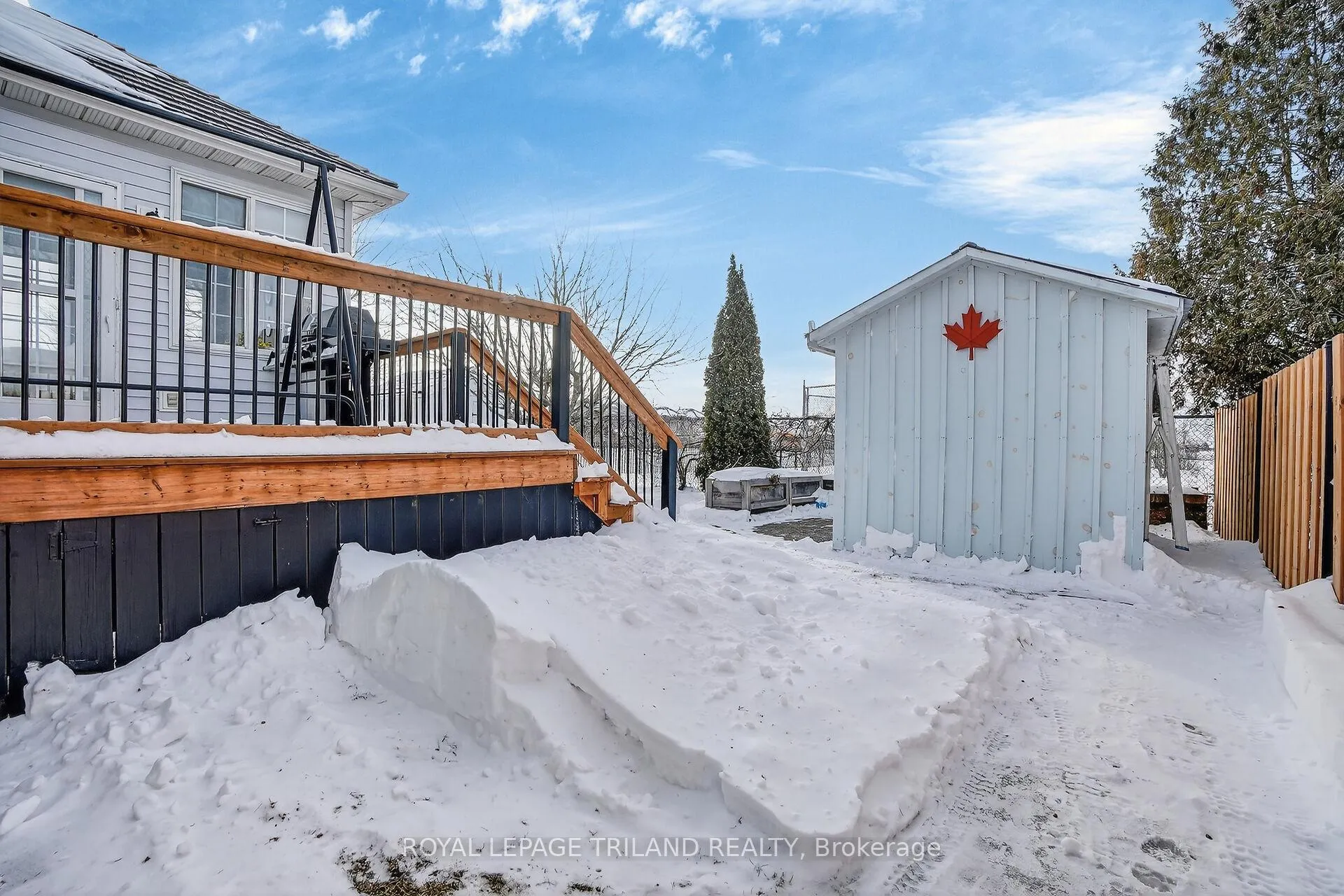 Photo 35 of 2 Axford Parkway, St. Thomas — HOMEH