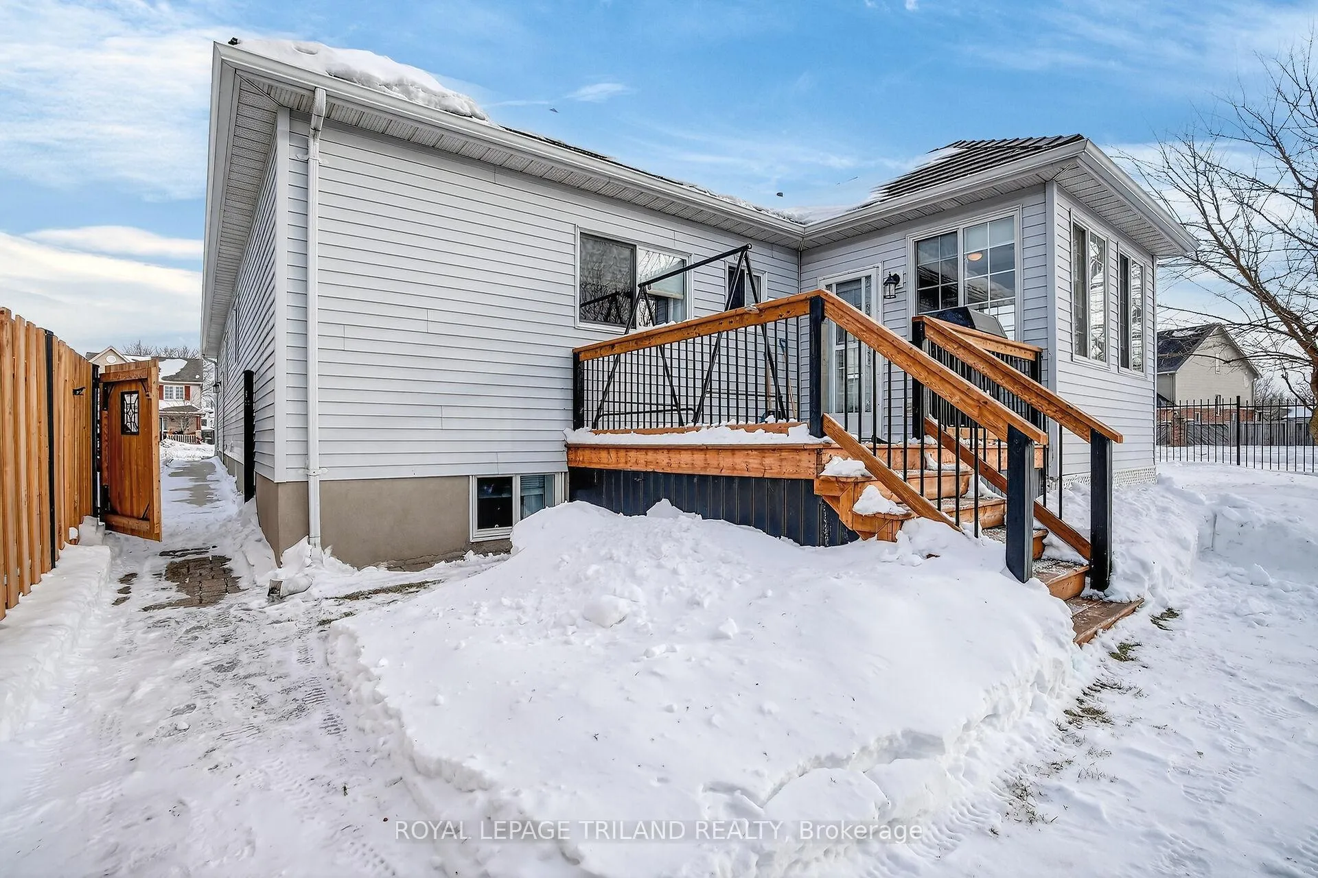 Photo 36 of 2 Axford Parkway, St. Thomas — HOMEH
