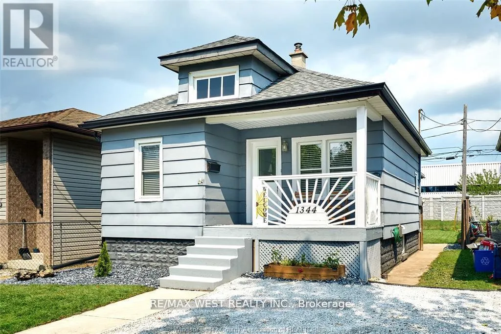 Photo 2 of 1344 Henry Ford Centre Drive, Windsor — HOMEH