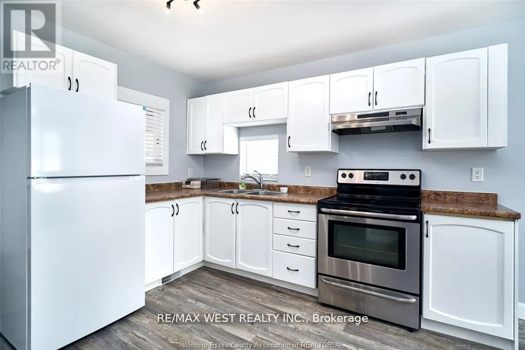 Photo 7 of 1344 Henry Ford Centre Drive, Windsor — HOMEH