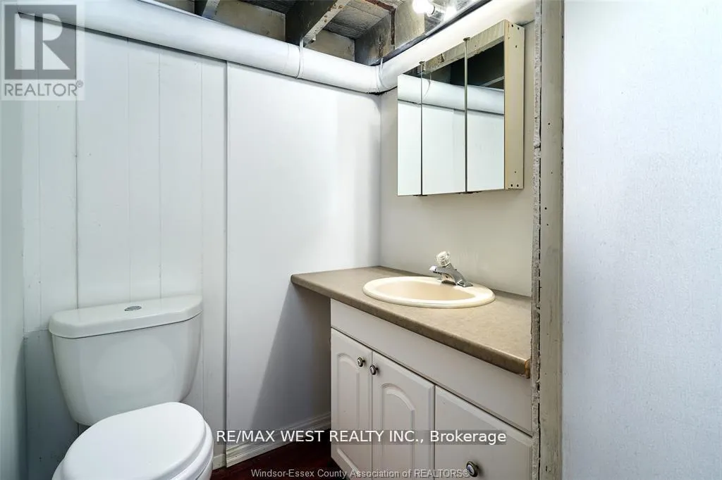 Photo 15 of 1344 Henry Ford Centre Drive, Windsor — HOMEH