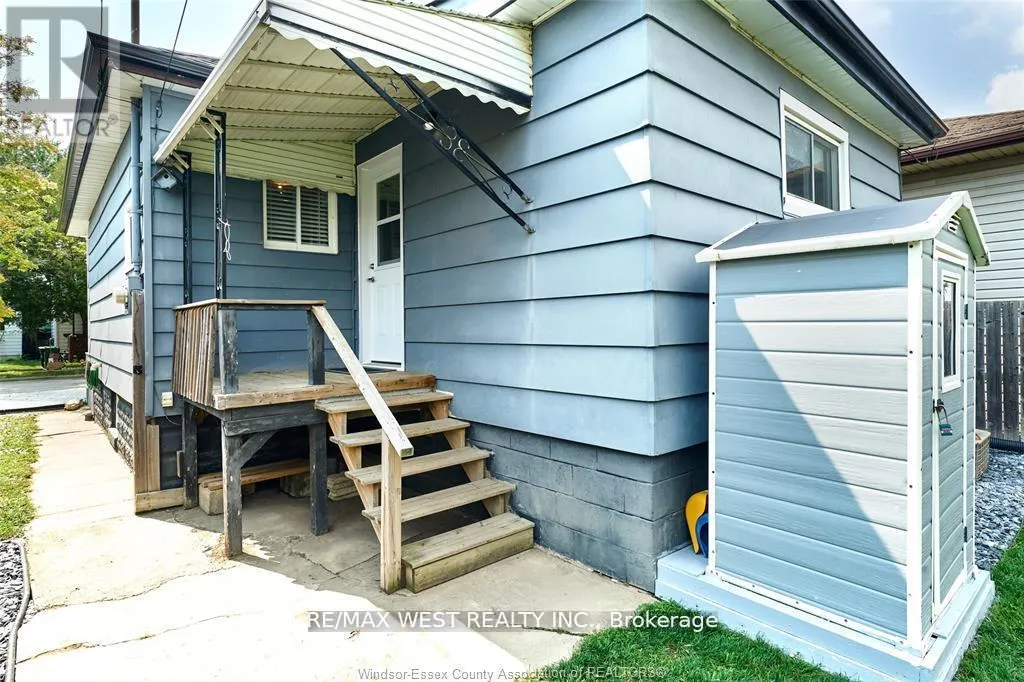 Photo 17 of 1344 Henry Ford Centre Drive, Windsor — HOMEH