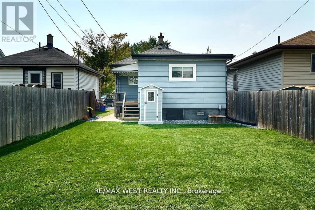 Photo 19 of 1344 Henry Ford Centre Drive, Windsor — HOMEH