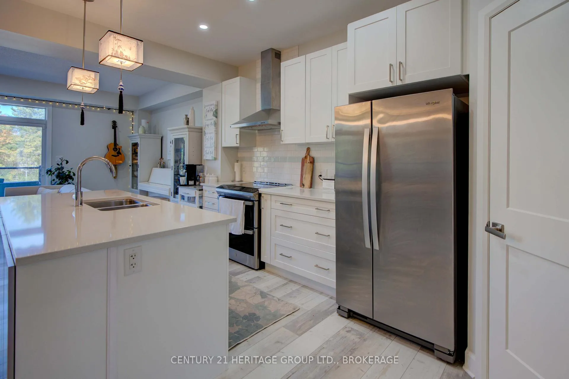 Photo 8 of 1263 Max Crescent, Kingston, City Northwest — HOMEH