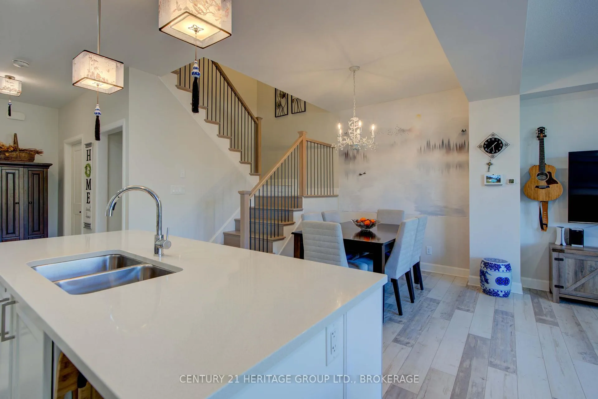 Photo 10 of 1263 Max Crescent, Kingston, City Northwest — HOMEH