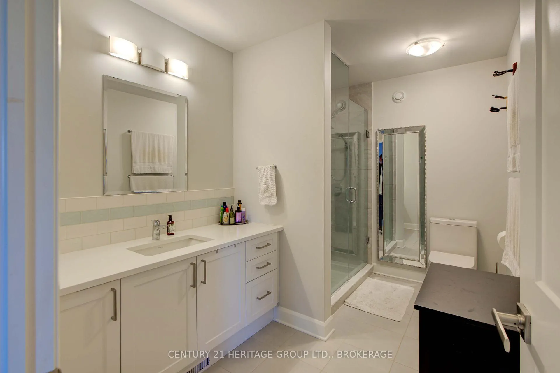 Photo 23 of 1263 Max Crescent, Kingston, City Northwest — HOMEH
