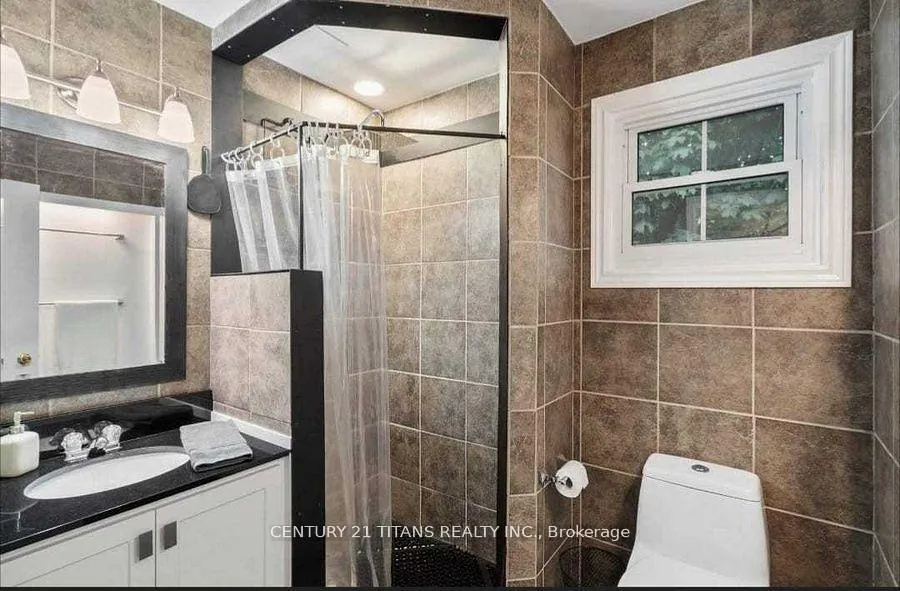 Photo 7 of 96 Beechnut Crescent, Clarington, Courtice — HOMEH