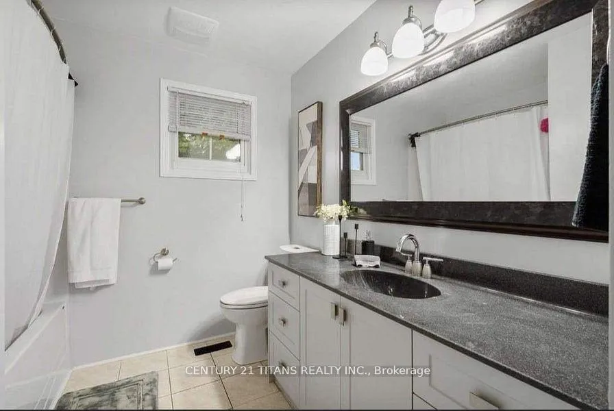 Photo 9 of 96 Beechnut Crescent, Clarington, Courtice — HOMEH
