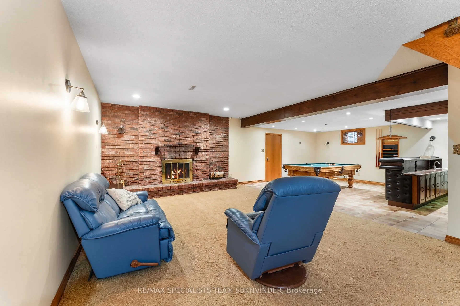 Photo 11 of 445 Warren Road, King, King City — HOMEH