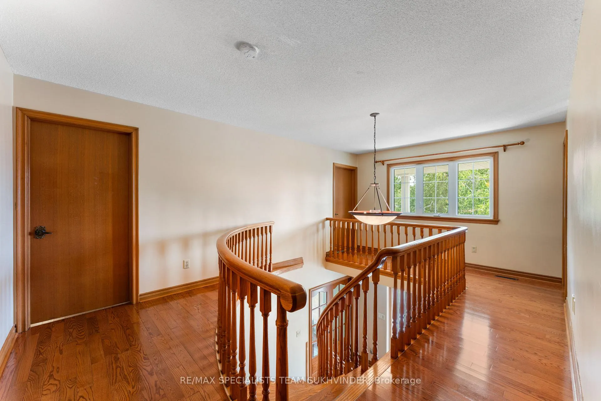 Photo 18 of 445 Warren Road, King, King City — HOMEH