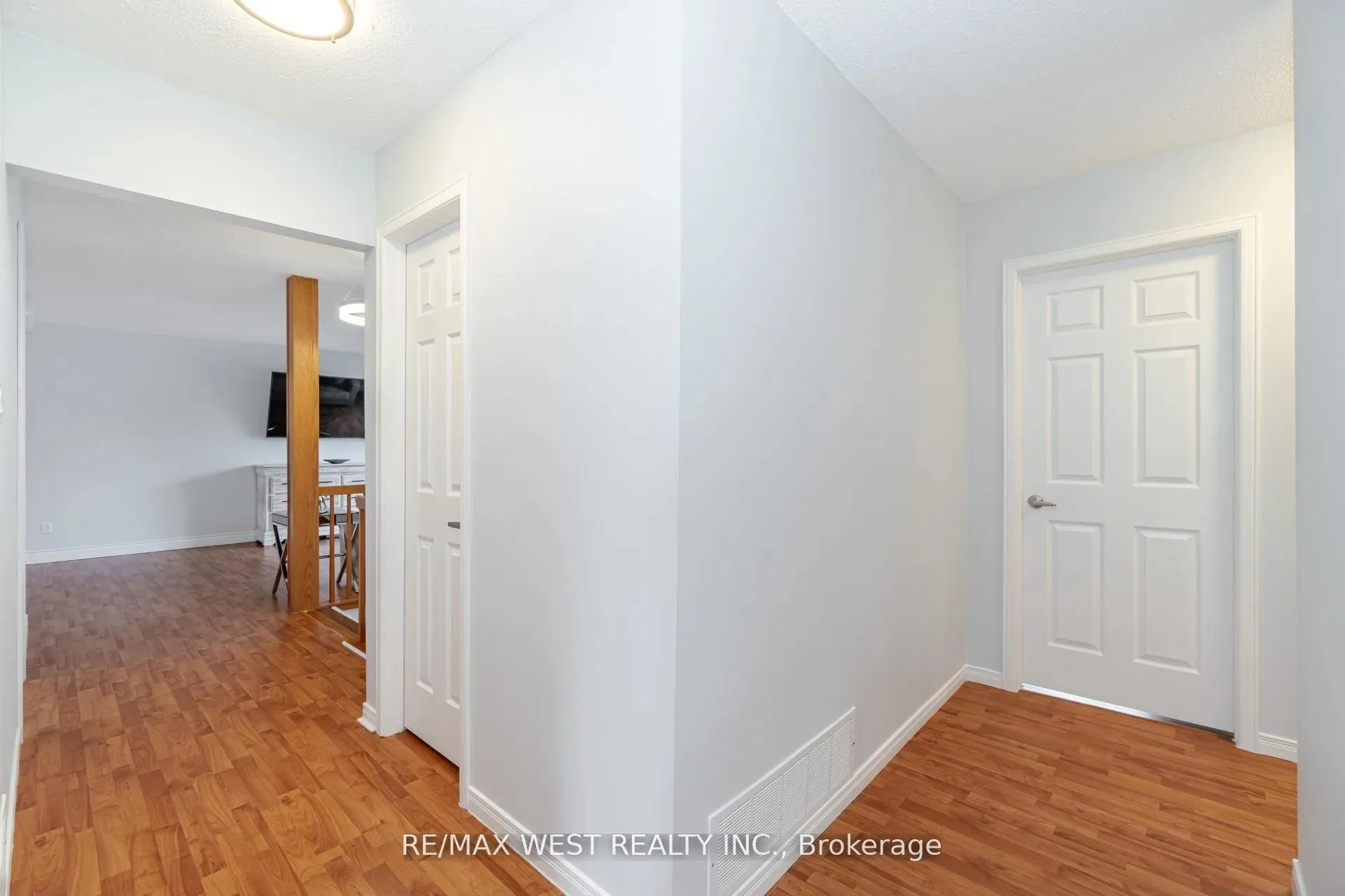 Photo 15 of Unit Upper, 75 Wright Crescent, Caledon, Bolton North — HOMEH