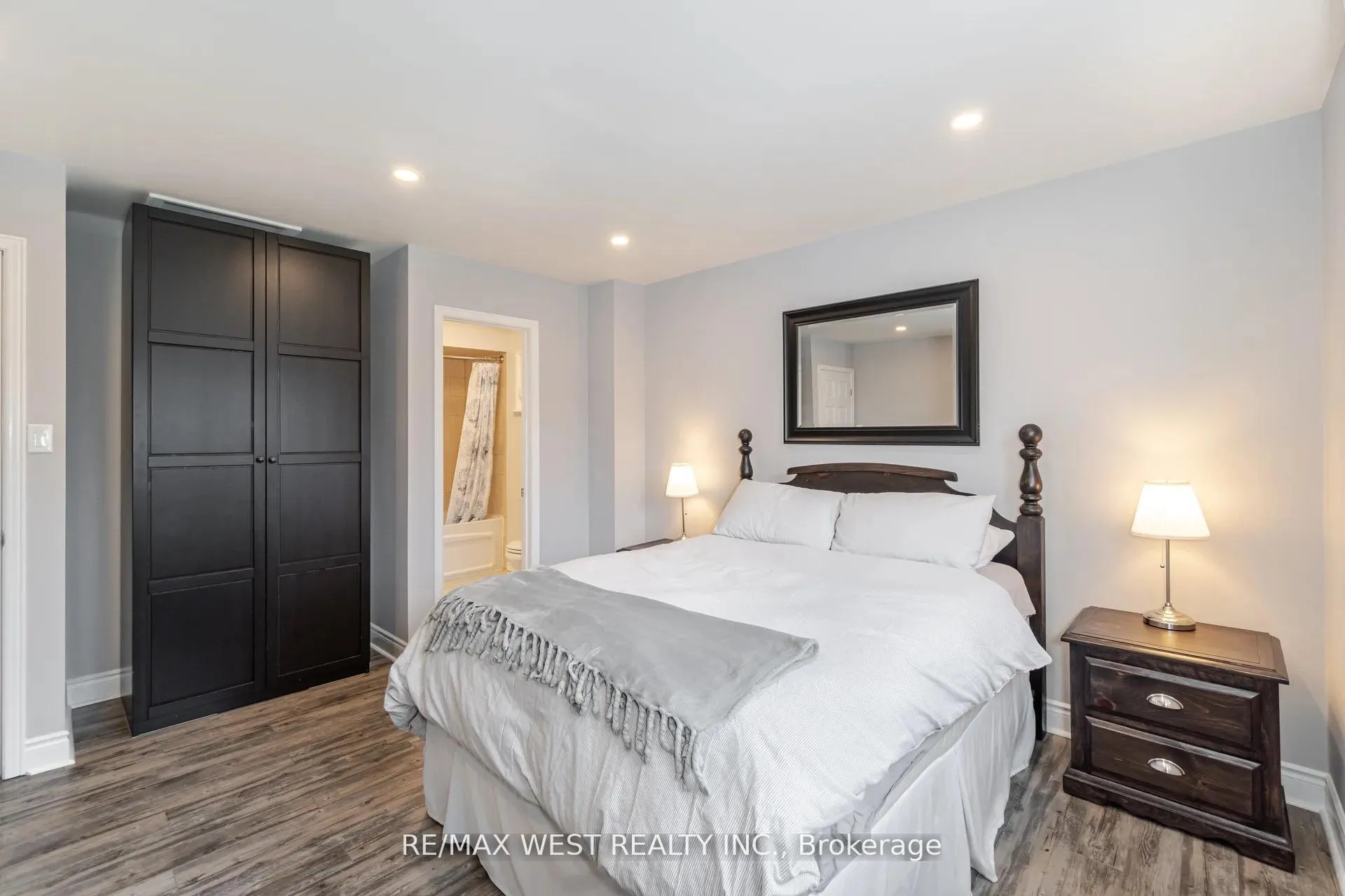 Photo 18 of Unit Upper, 75 Wright Crescent, Caledon, Bolton North — HOMEH