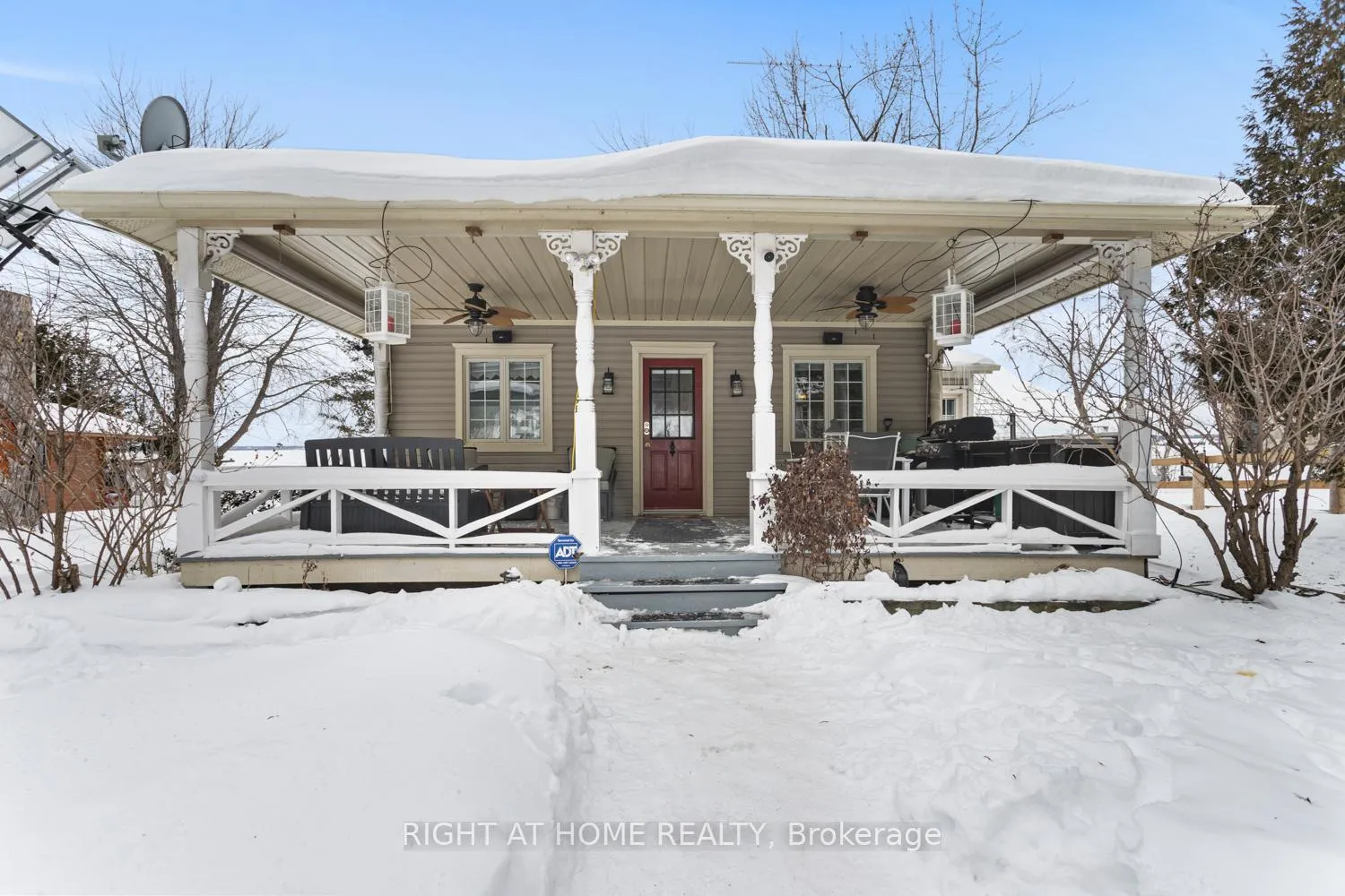 Photo 2 of 70 Colwell Circle NE, Scugog, Rural Scugog — HOMEH