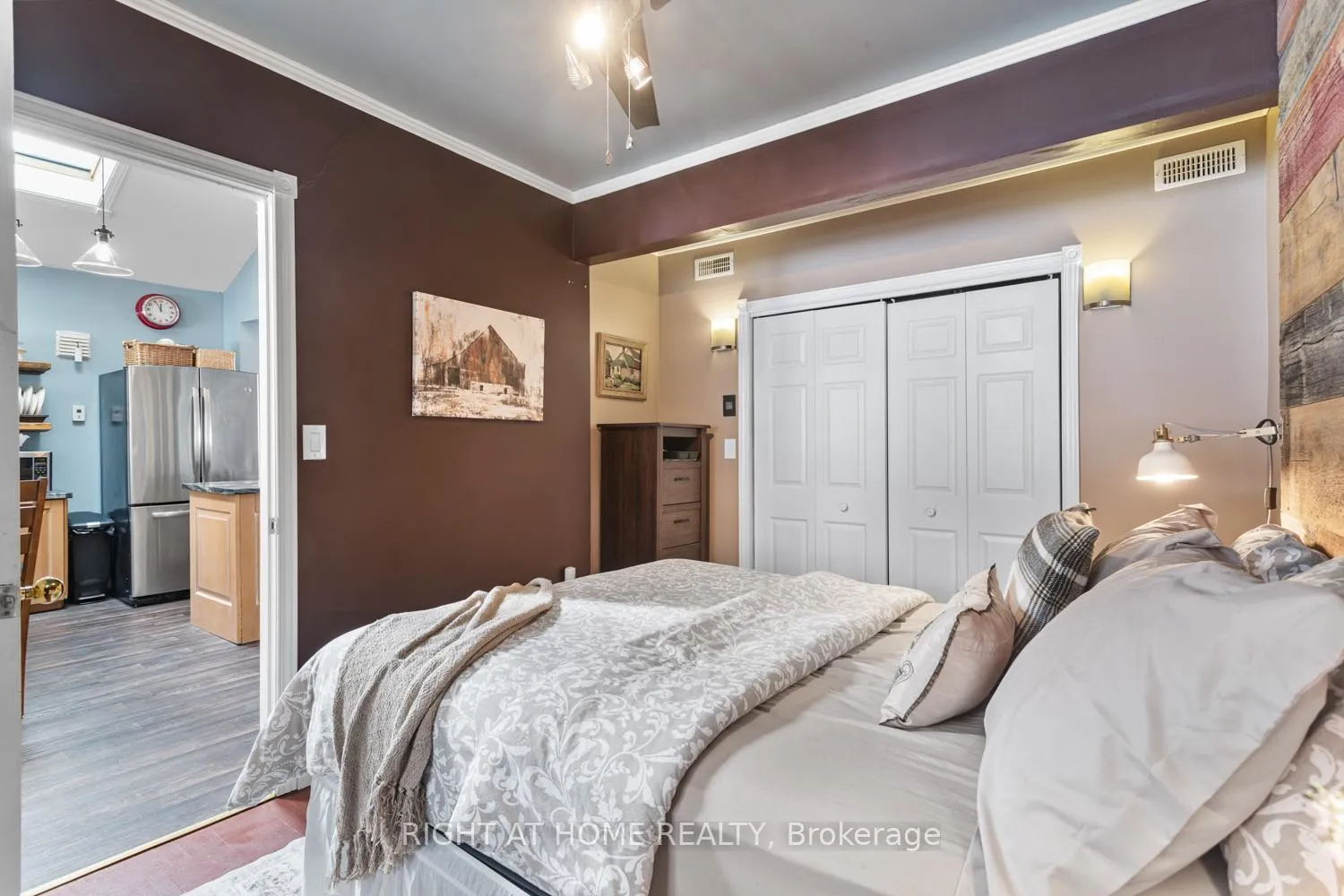 Photo 24 of 70 Colwell Circle NE, Scugog, Rural Scugog — HOMEH