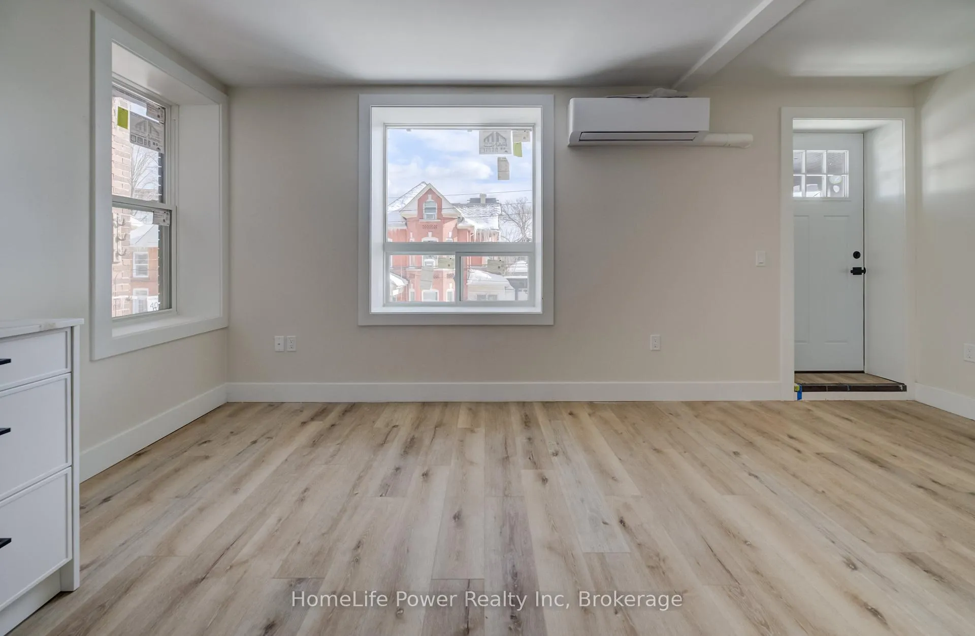 Photo 6 of Unit 2, 22 Grant Avenue, Hamilton, Landsdale — HOMEH