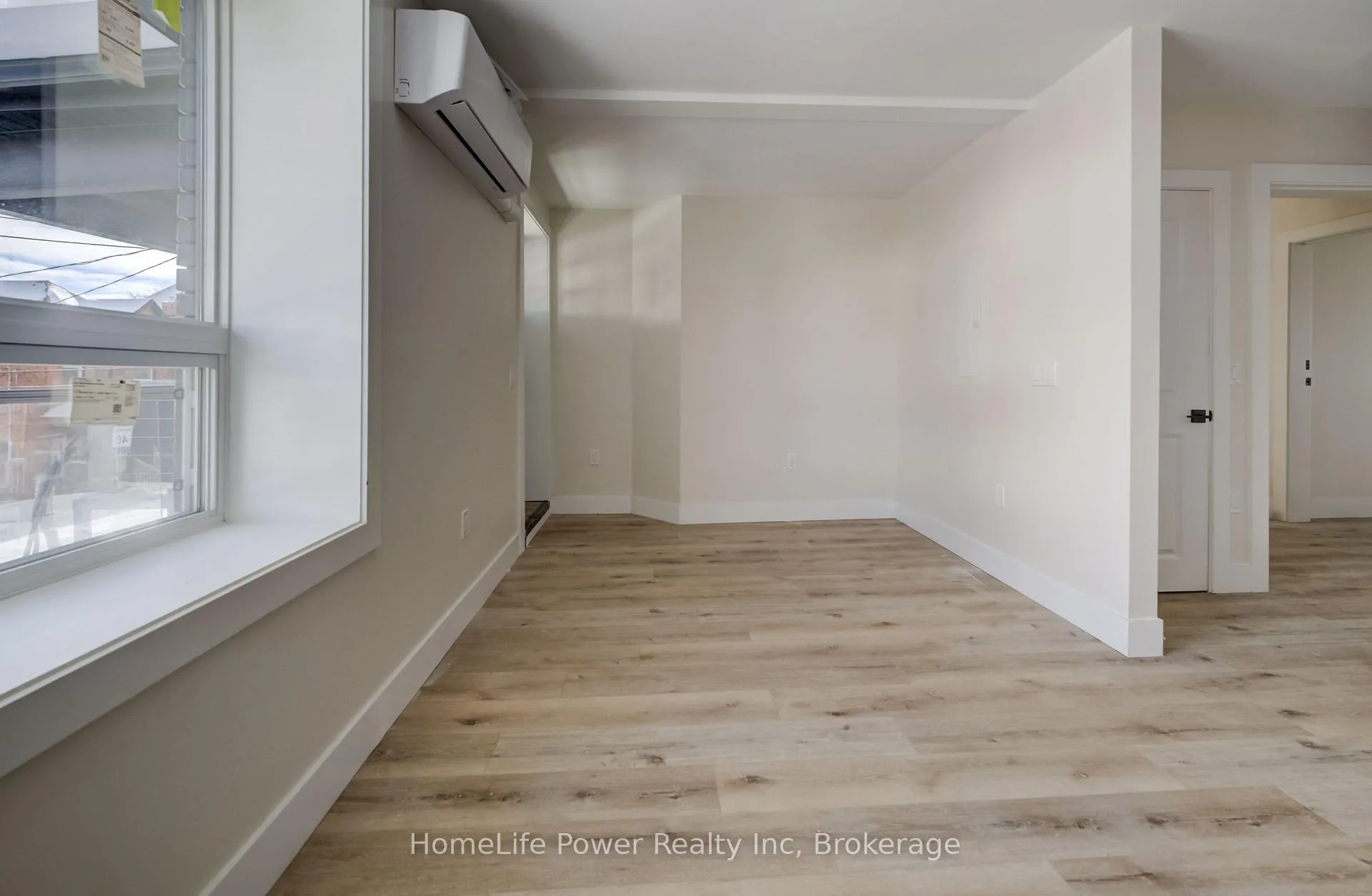 Photo 7 of Unit 2, 22 Grant Avenue, Hamilton, Landsdale — HOMEH