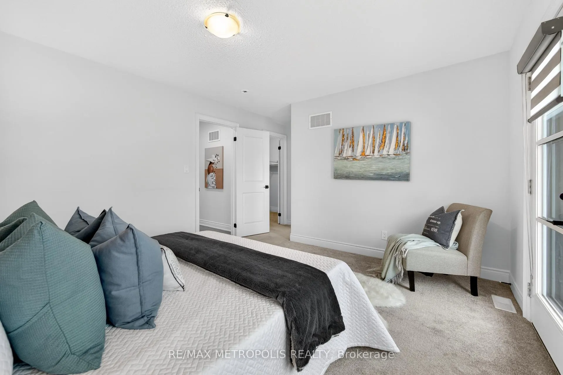 Photo 27 of 32 Ballinger Way, Uxbridge — HOMEH