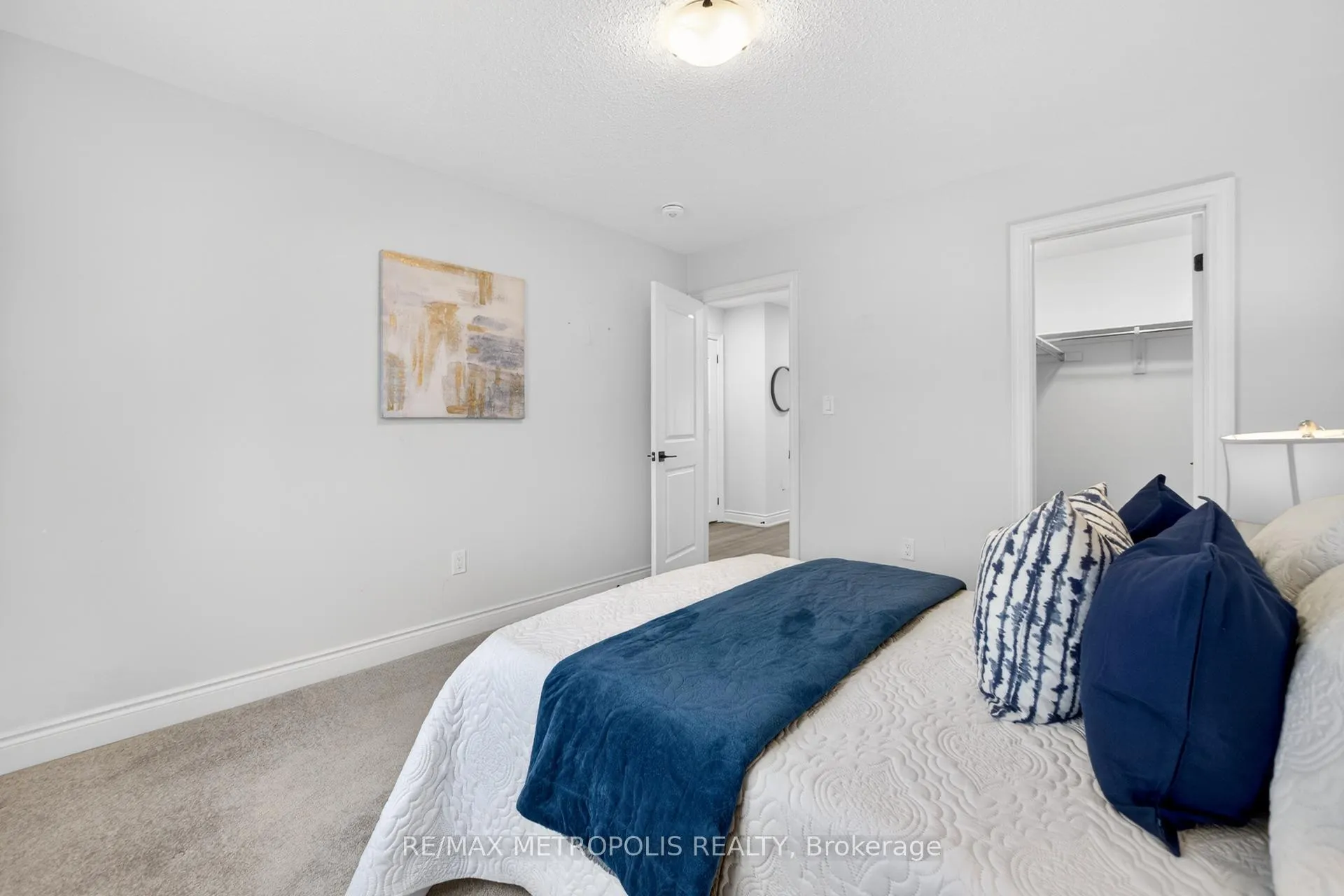 Photo 37 of 32 Ballinger Way, Uxbridge — HOMEH