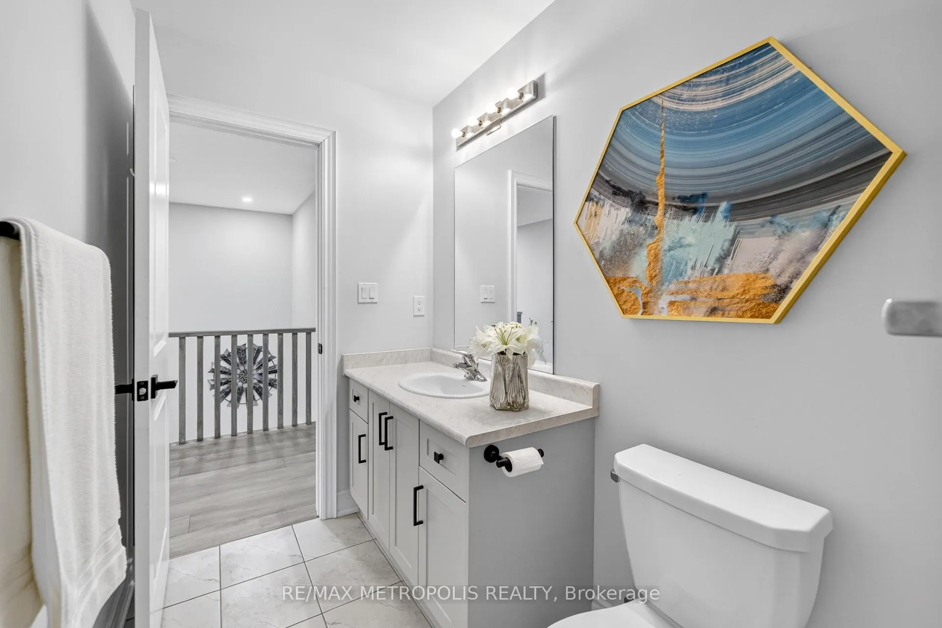 Photo 44 of 32 Ballinger Way, Uxbridge — HOMEH