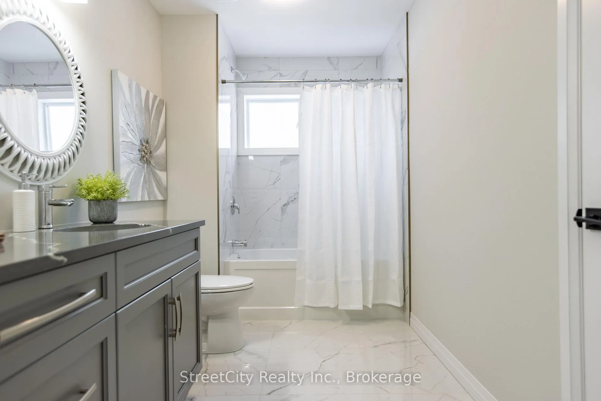 Photo 8 of 2236 Line 34, Perth East, Shakespeare — HOMEH