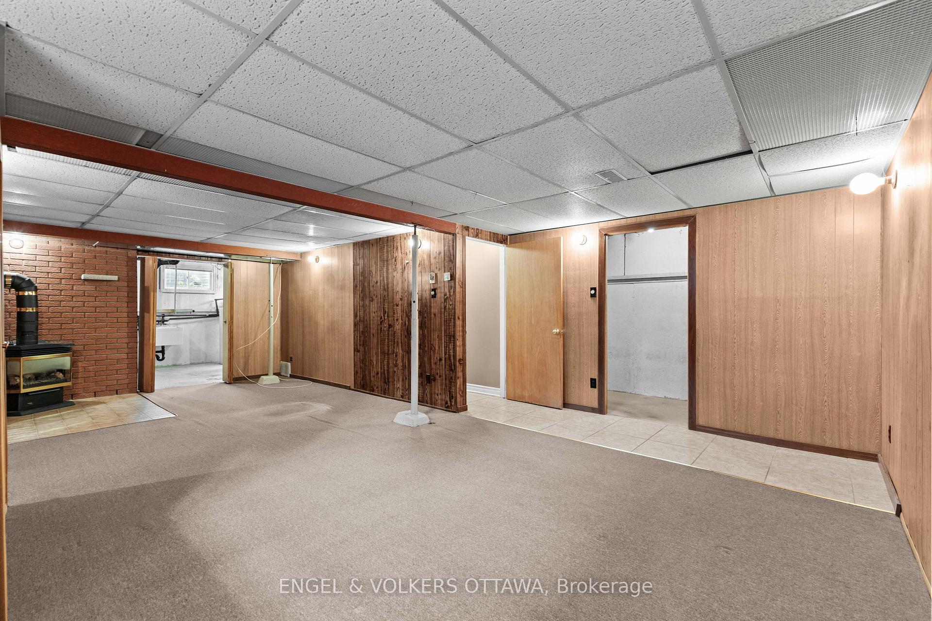 Photo 31 of 28 Parker Avenue, Ottawa, Meadowlands/Crestview — HOMEH