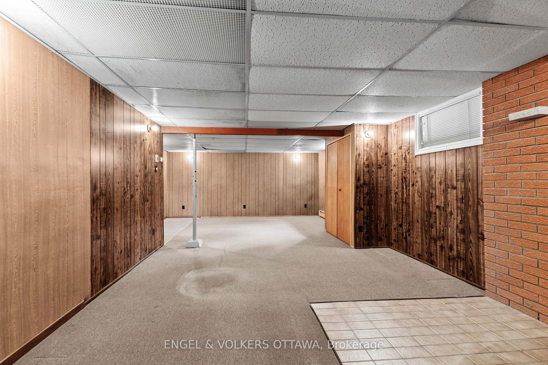 Photo 32 of 28 Parker Avenue, Ottawa, Meadowlands/Crestview — HOMEH
