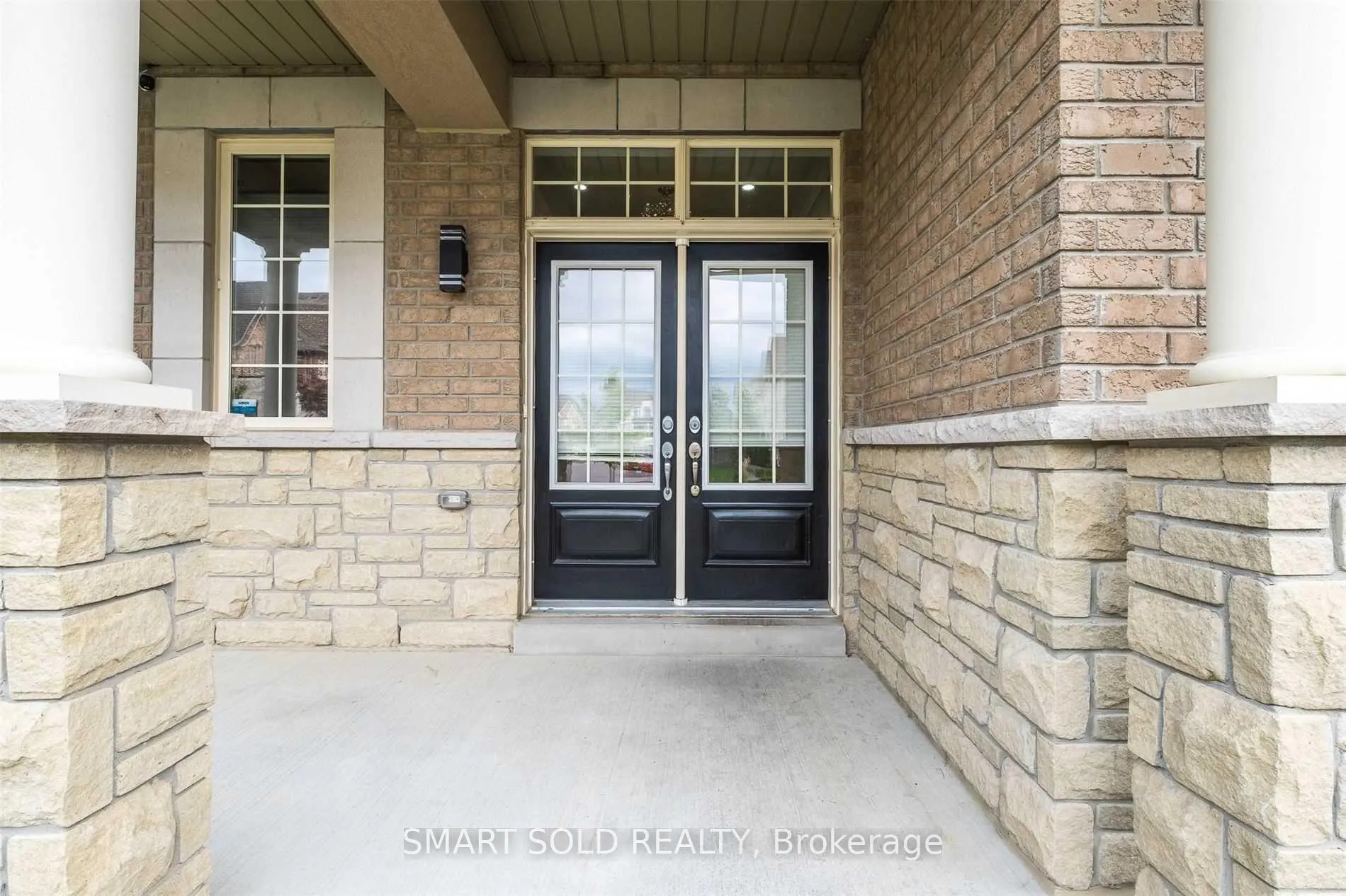 Photo 2 of 49 Garyscholl Road, Vaughan, Vellore Village — HOMEH