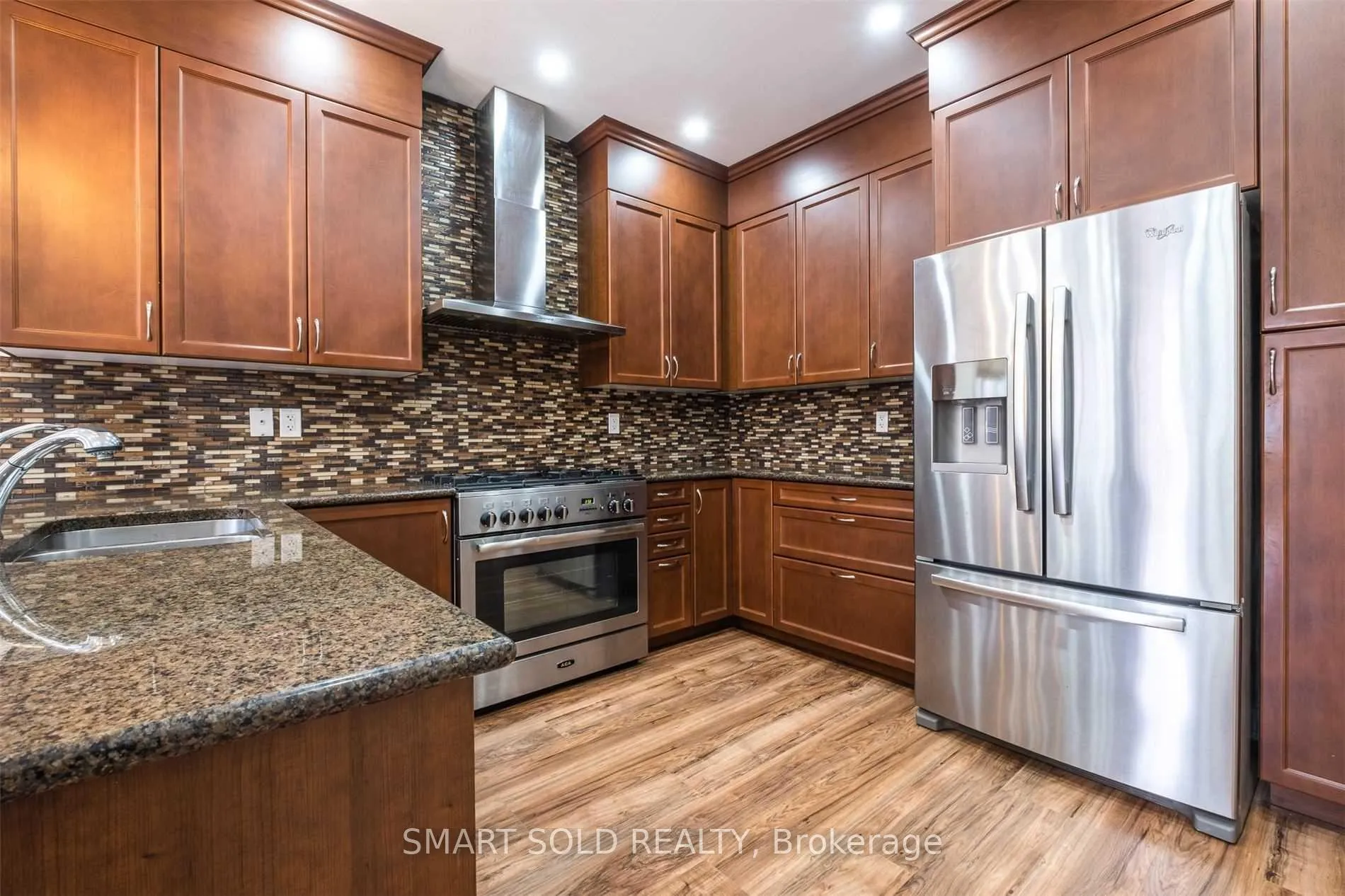 Photo 6 of 49 Garyscholl Road, Vaughan, Vellore Village — HOMEH