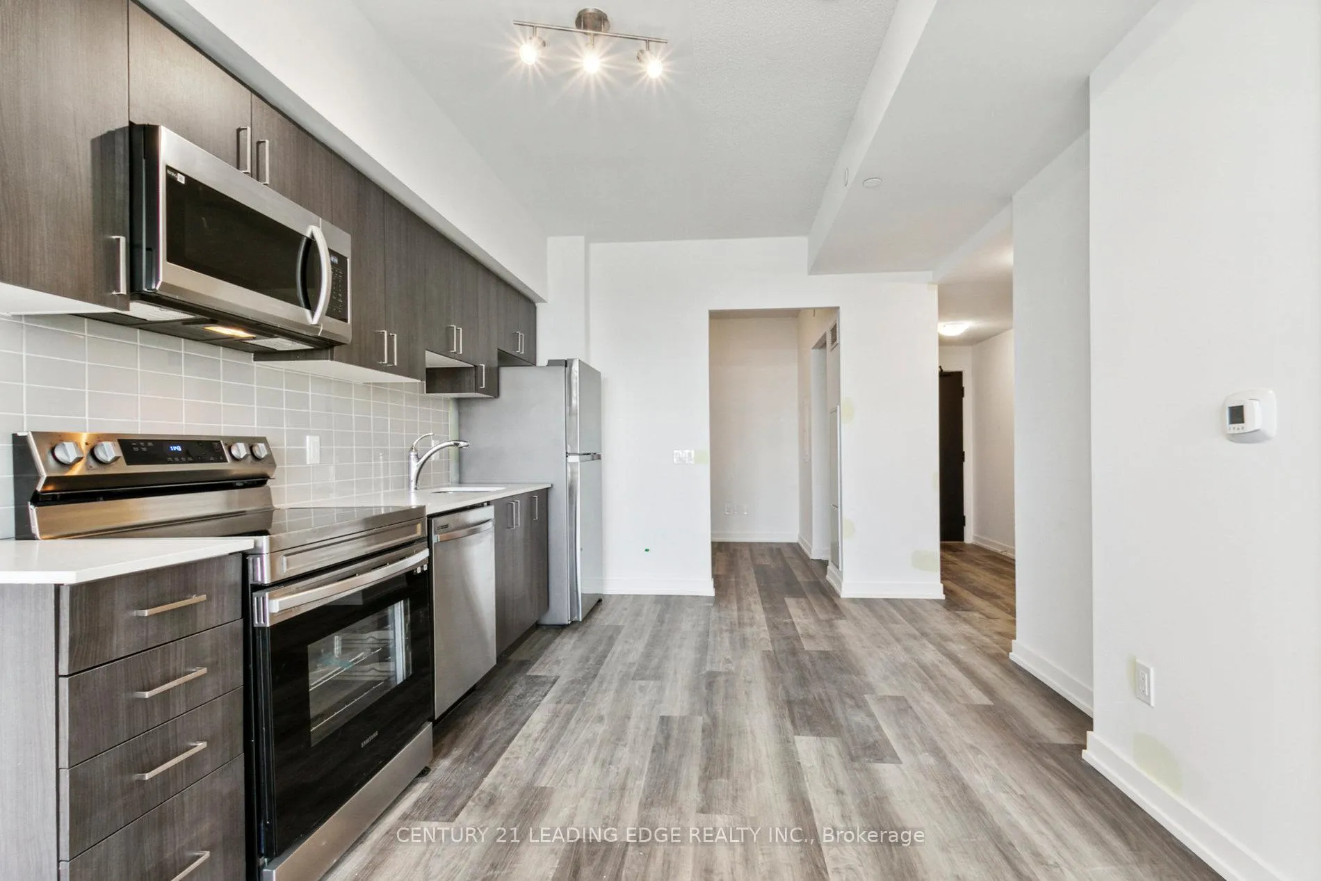 Photo 7 of Unit 1501, 1480 Bayly Street, Pickering, Bay Ridges — HOMEH
