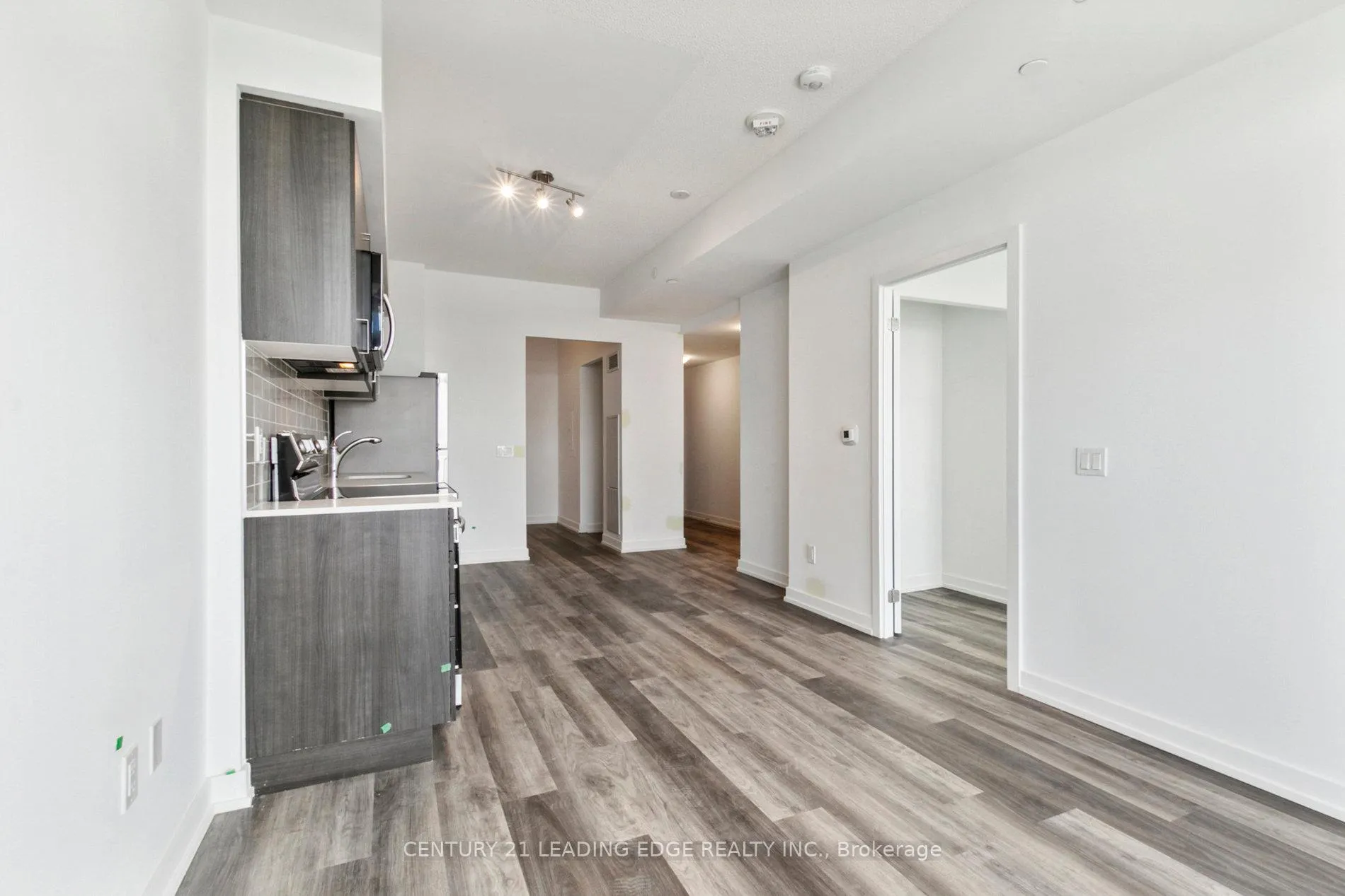 Photo 10 of Unit 1501, 1480 Bayly Street, Pickering, Bay Ridges — HOMEH