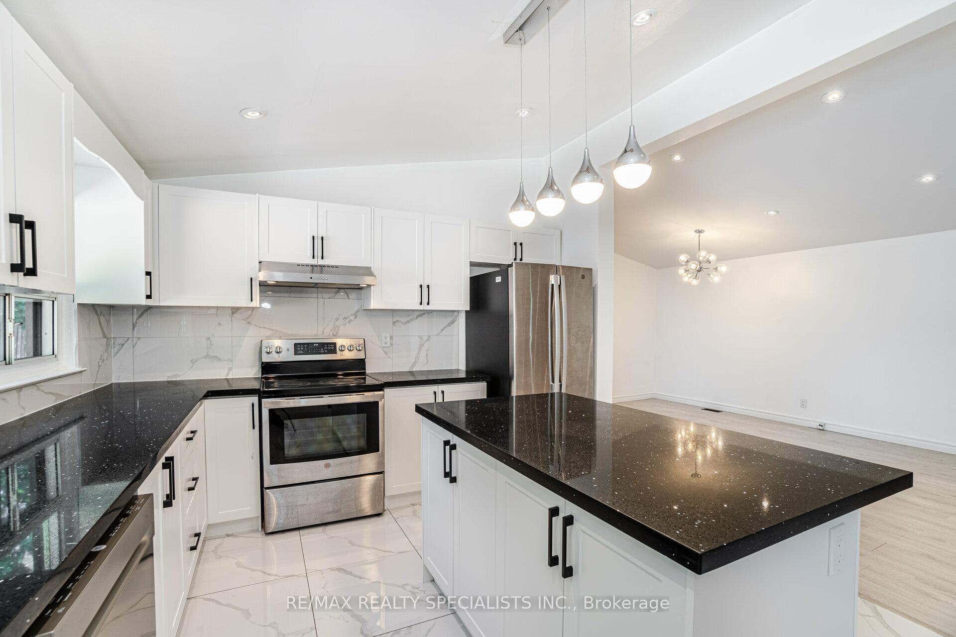 Photo 9 of 853 Bem Avenue, Pickering, Bay Ridges — HOMEH