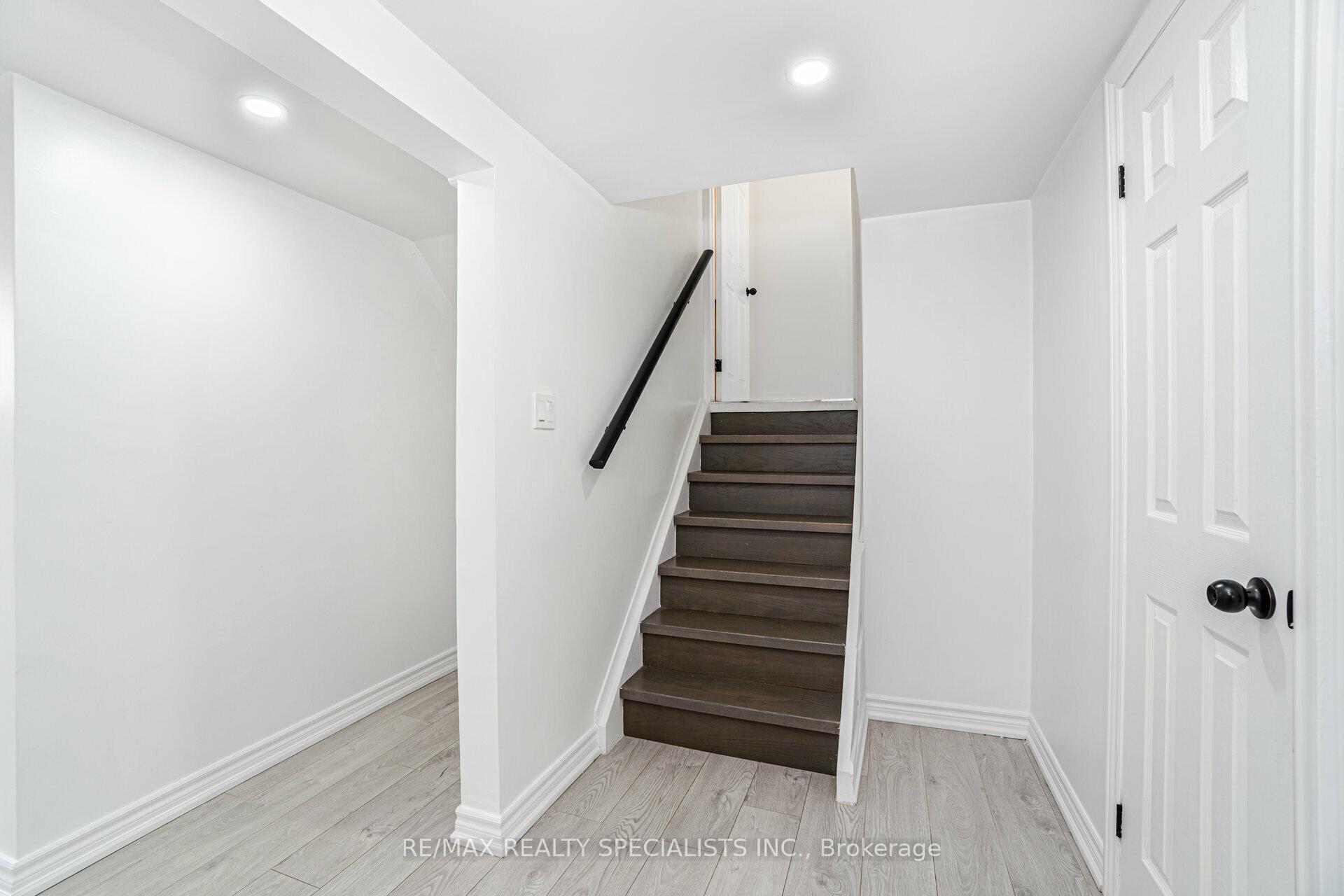 Photo 28 of 853 Bem Avenue, Pickering, Bay Ridges — HOMEH