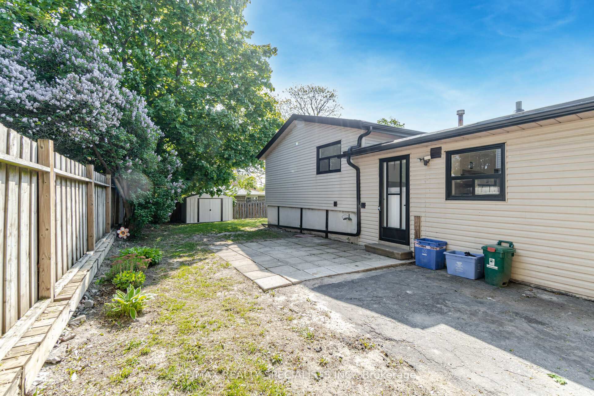 Photo 35 of 853 Bem Avenue, Pickering, Bay Ridges — HOMEH