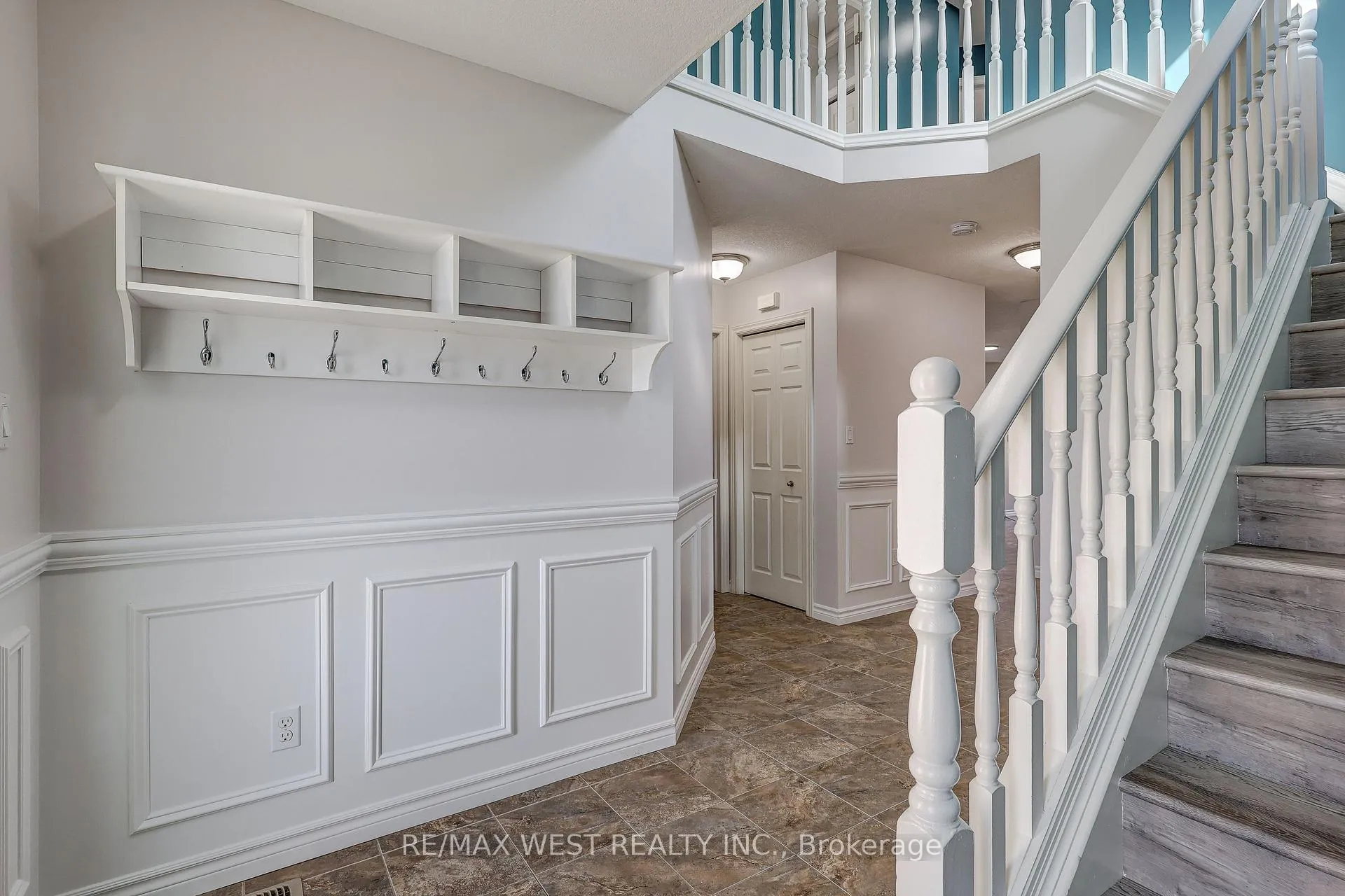 Photo 5 of 63 Havenwood Street, Middlesex Centre, Ilderton — HOMEH