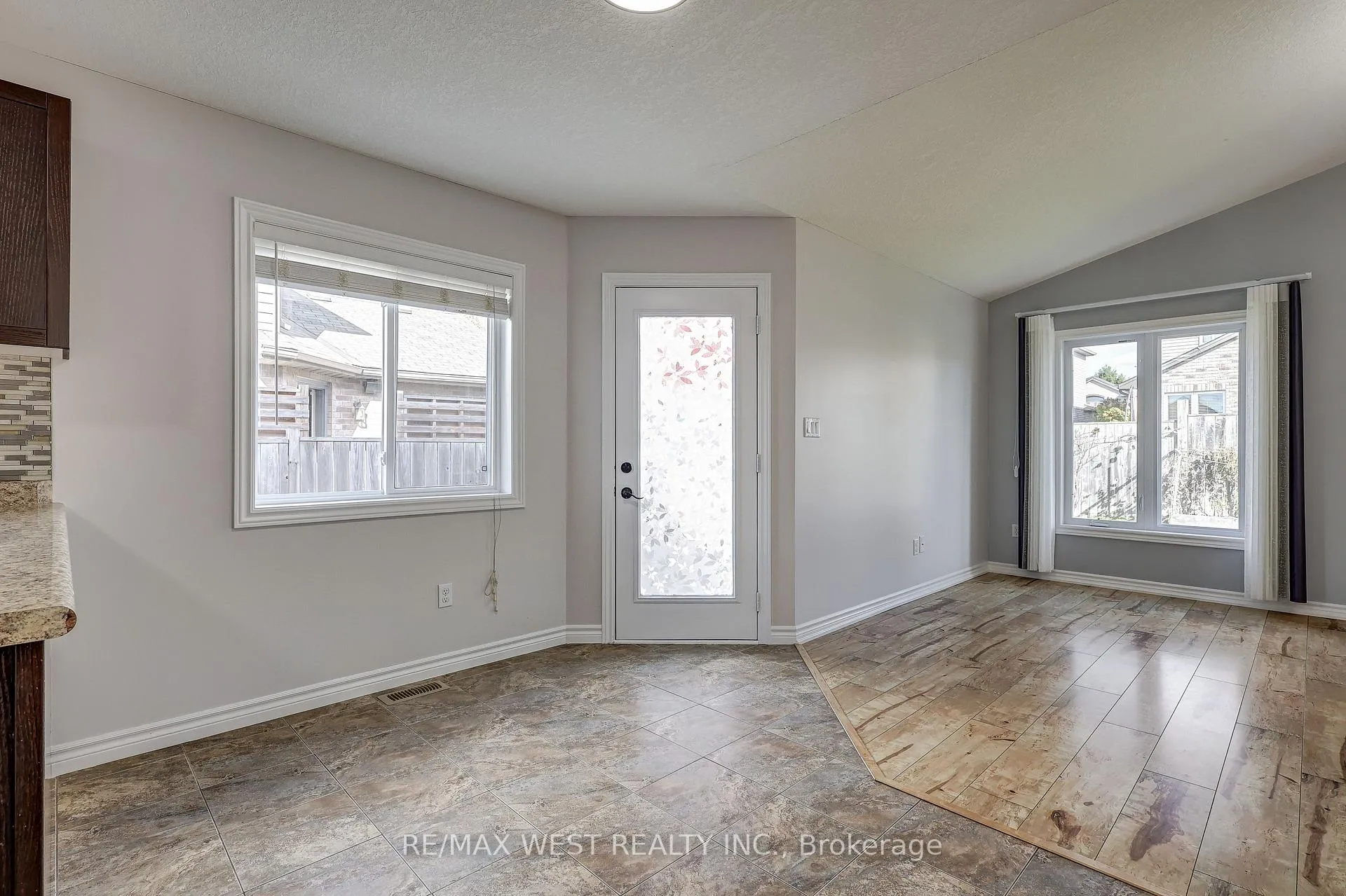 Photo 14 of 63 Havenwood Street, Middlesex Centre, Ilderton — HOMEH