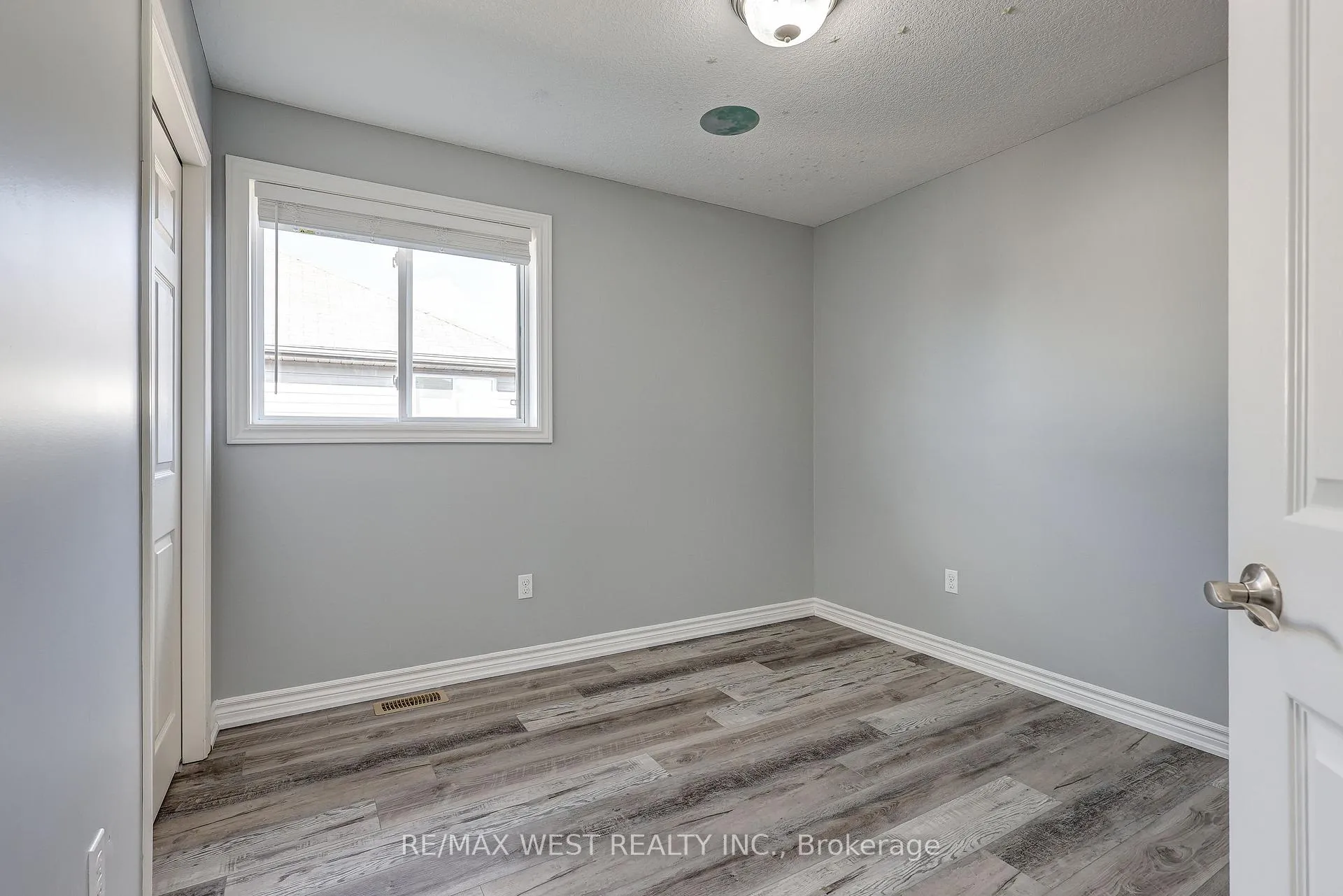 Photo 28 of 63 Havenwood Street, Middlesex Centre, Ilderton — HOMEH