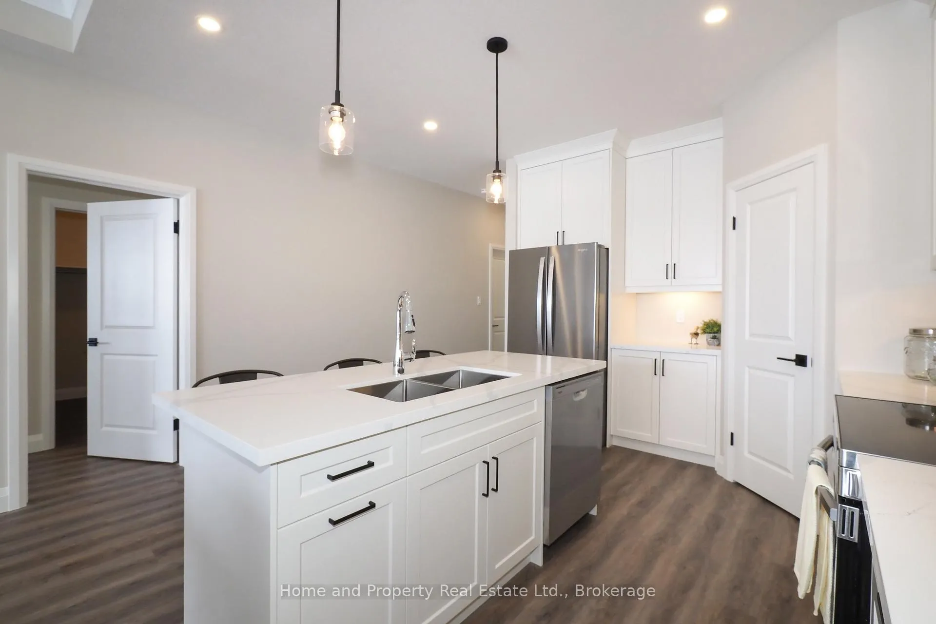 Photo 8 of 112 Bedell Drive, Mapleton, Rural Mapleton — HOMEH