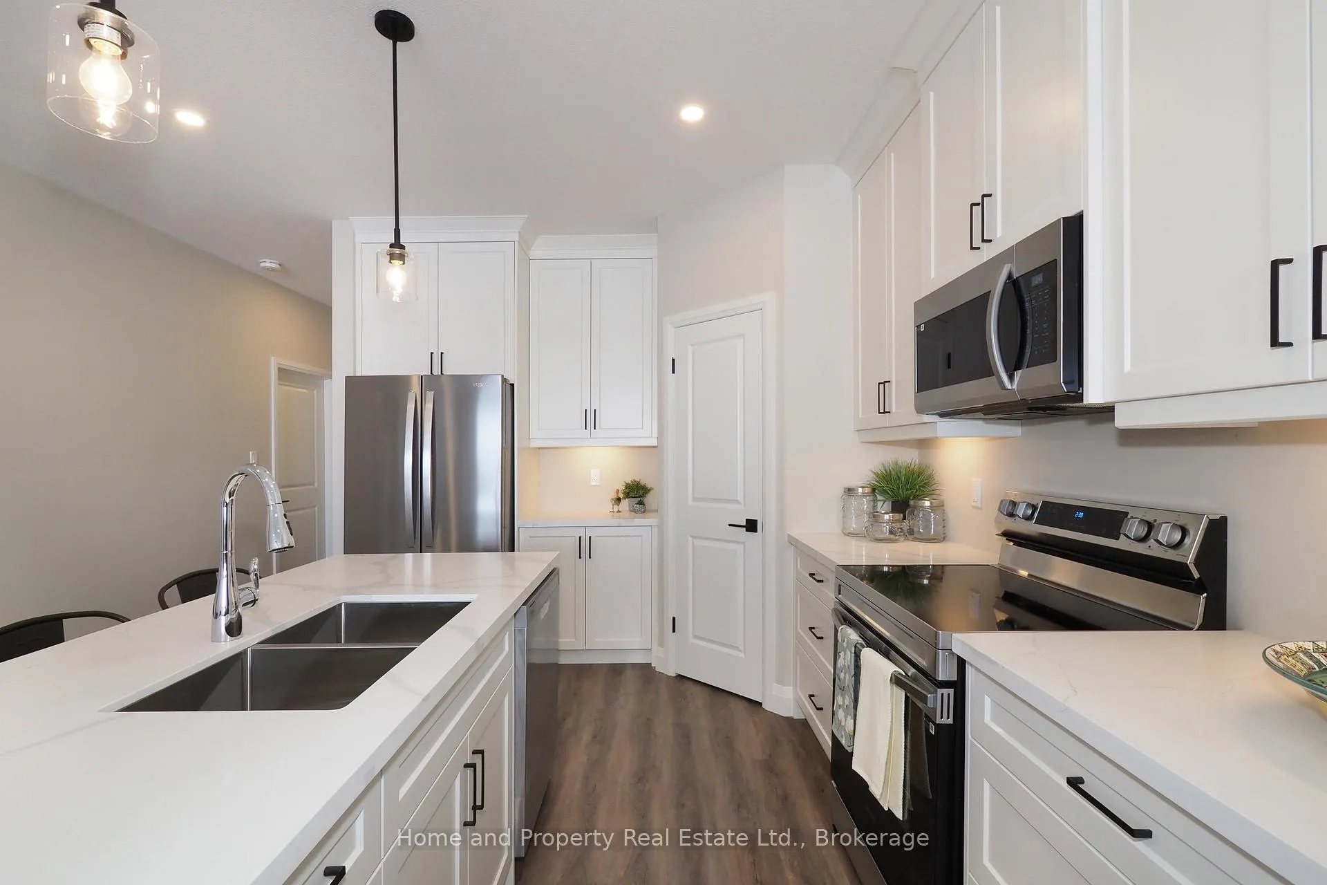 Photo 9 of 112 Bedell Drive, Mapleton, Rural Mapleton — HOMEH