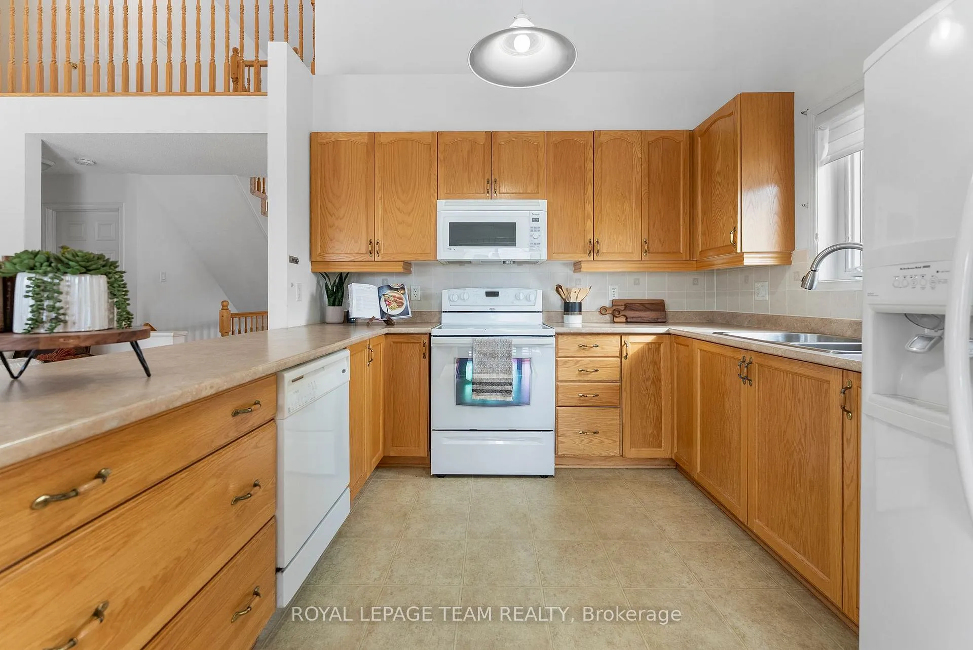 Photo 17 of 13 Melville Road, Arnprior — HOMEH
