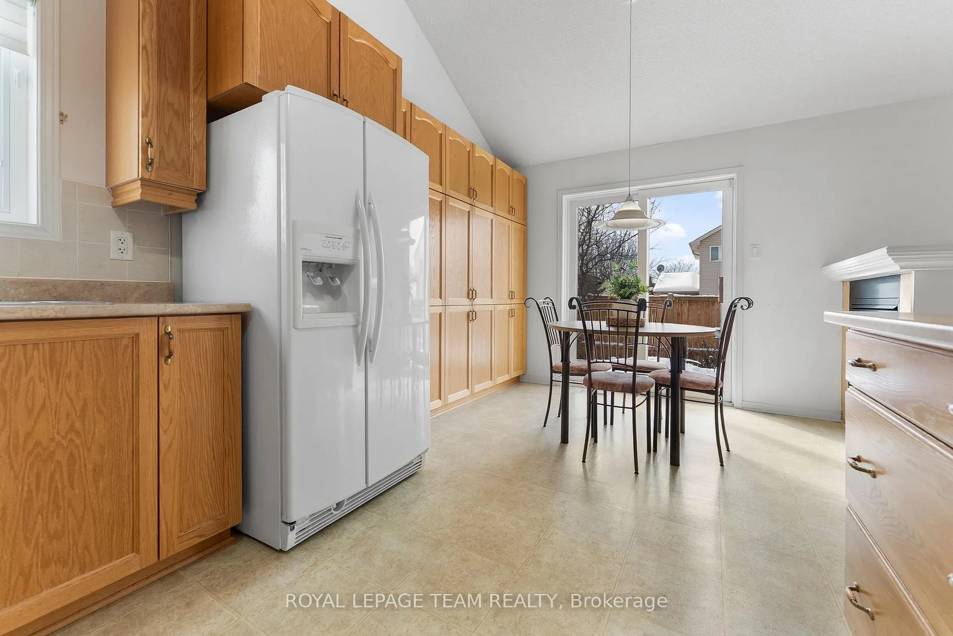 Photo 18 of 13 Melville Road, Arnprior — HOMEH