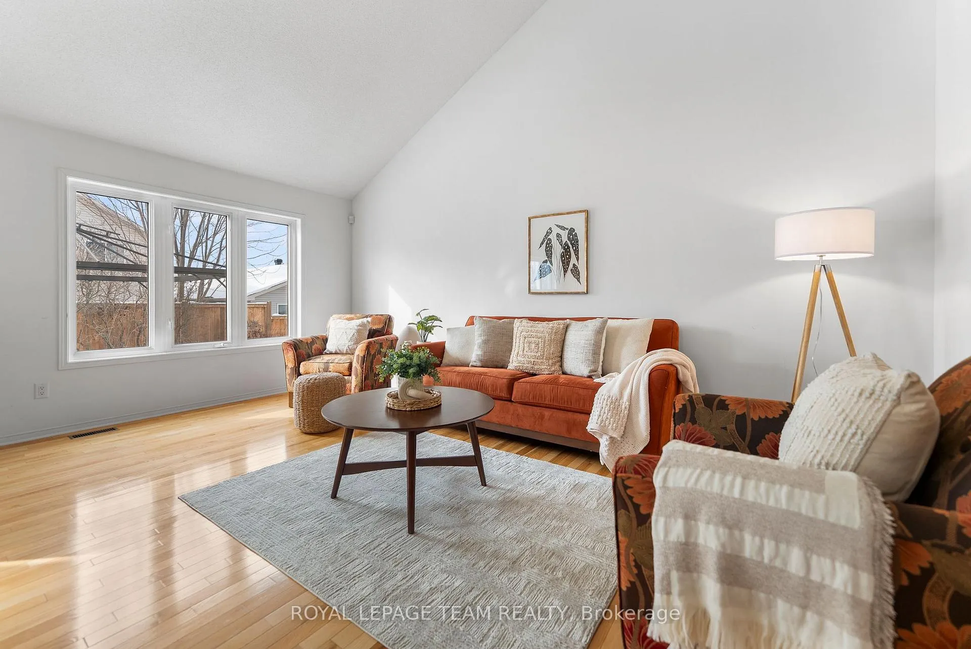 Photo 20 of 13 Melville Road, Arnprior — HOMEH