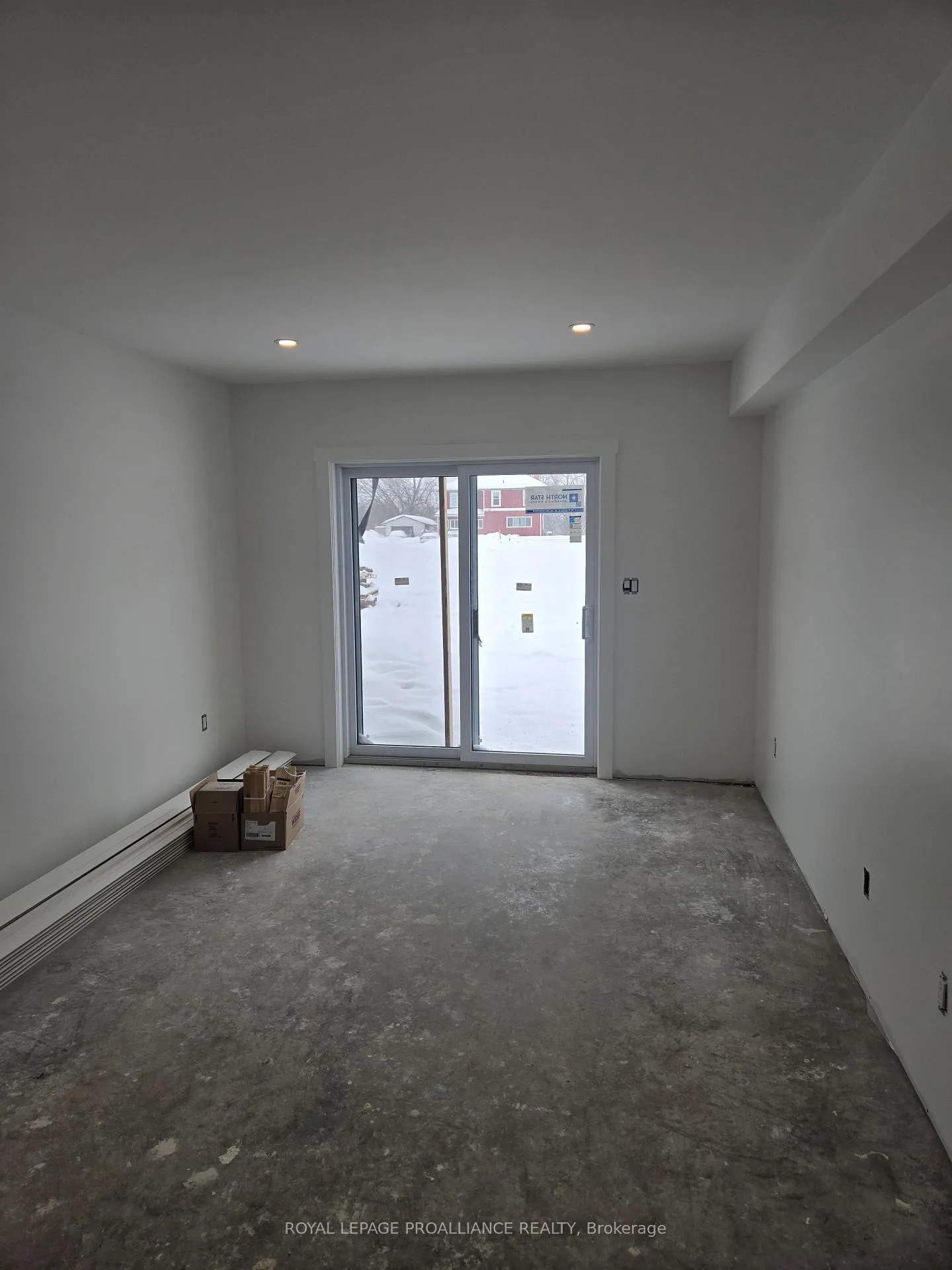 Photo 16 of Unit 4, 92 Lywood Street, Belleville, Thurlow Ward — HOMEH