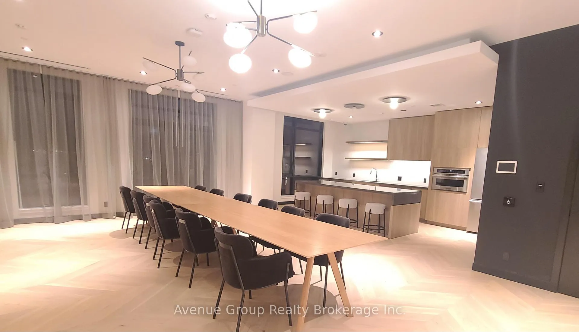 Photo 10 of Unit B-1510, 7950 Bathurst Street, Vaughan, Beverley Glen — HOMEH