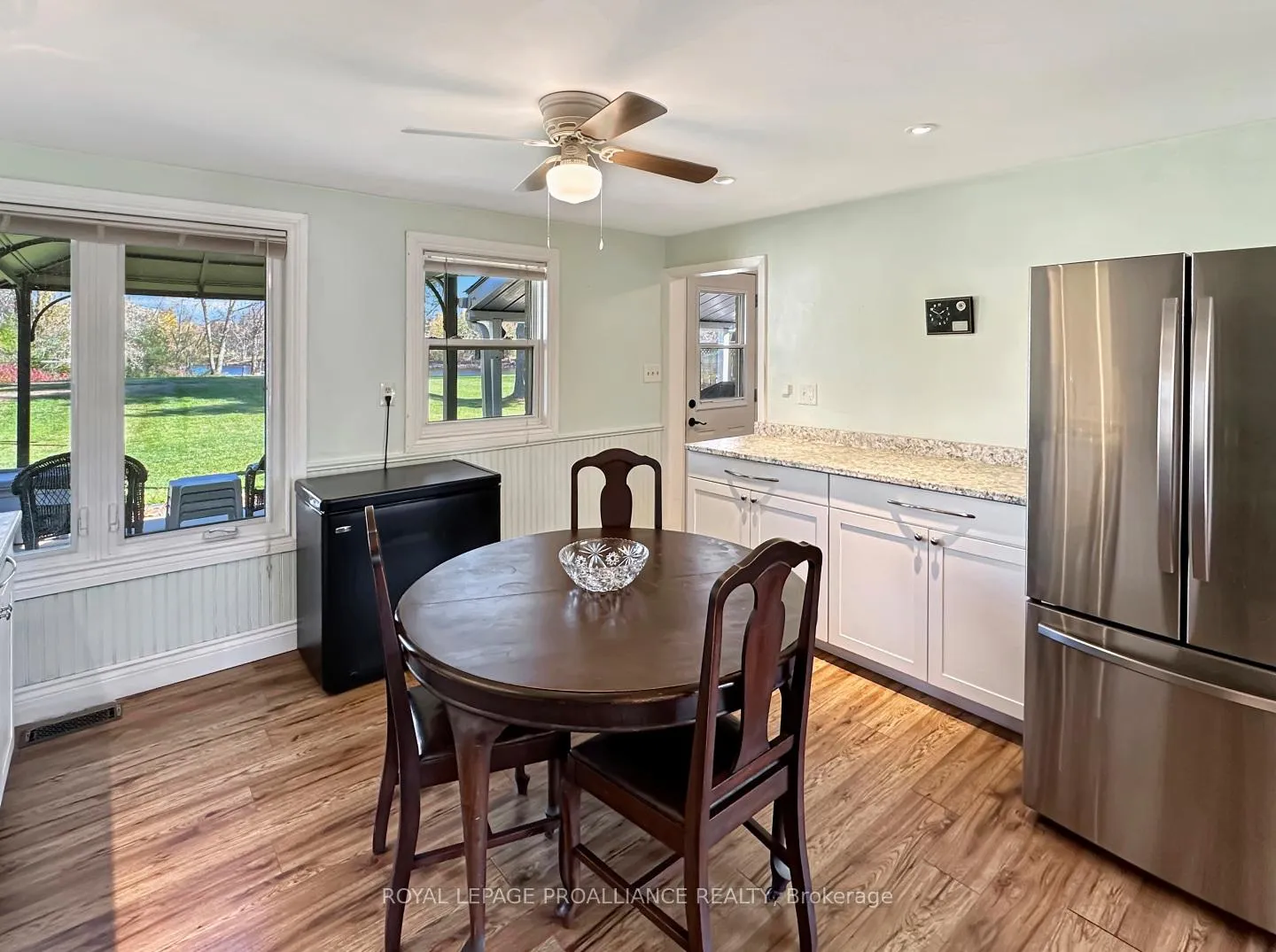 Photo 12 of 40 Ashley Street, Belleville, Thurlow Ward — HOMEH
