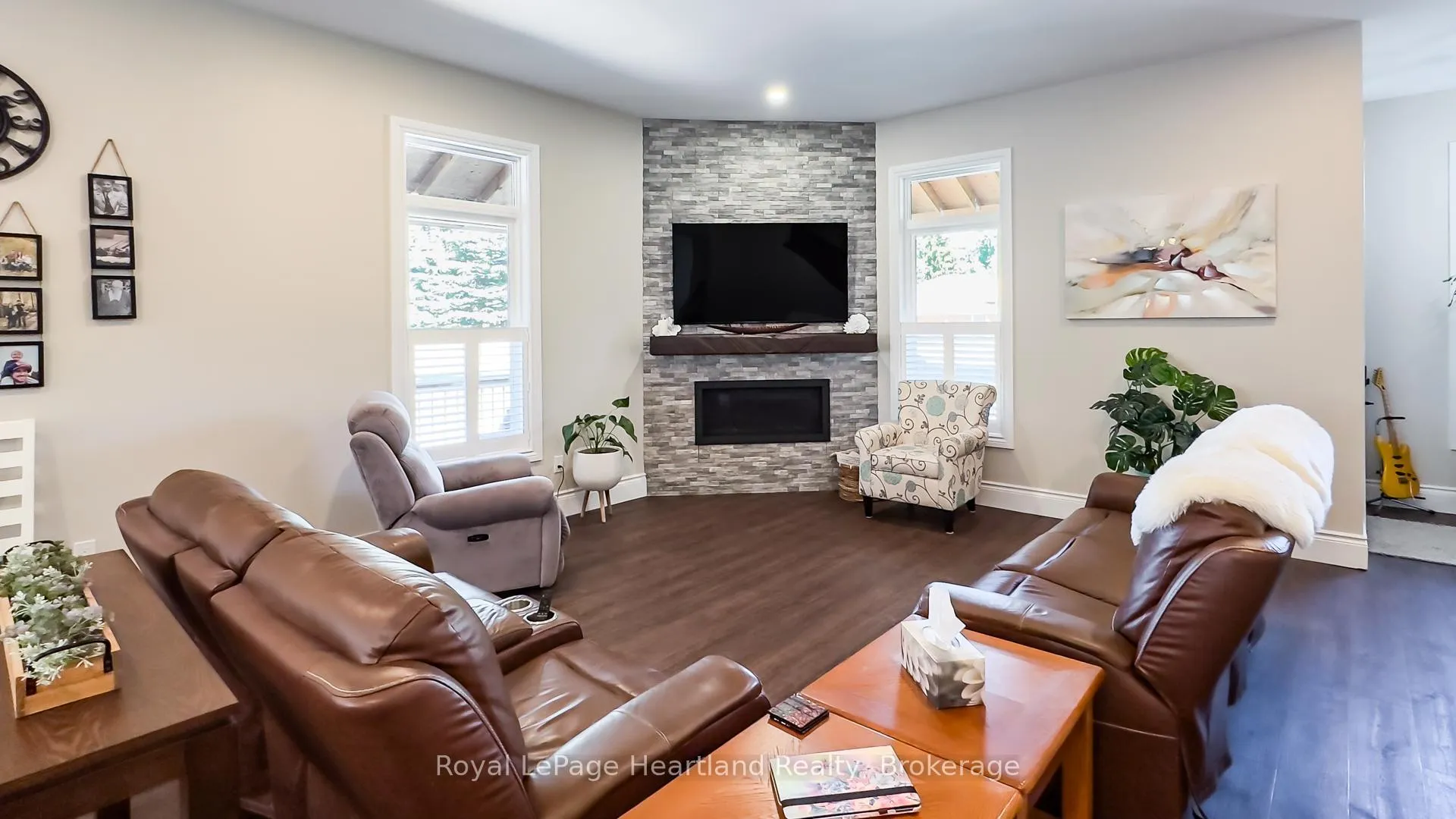 Photo 15 of 192 Albert Street, Central Huron, Clinton — HOMEH
