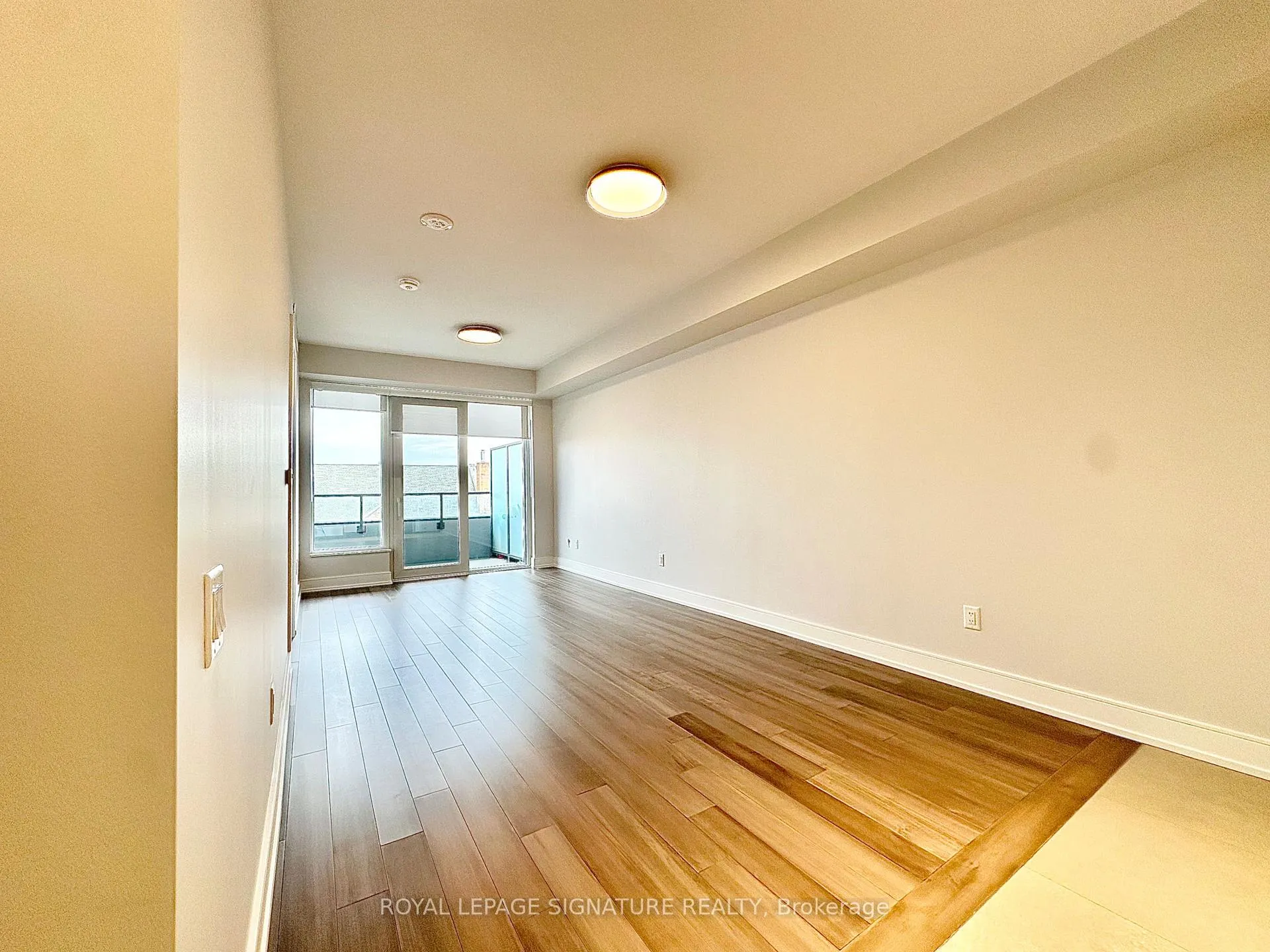Photo 3 of Unit 411, 2525 Bathurst Street, Toronto, Forest Hill North — HOMEH