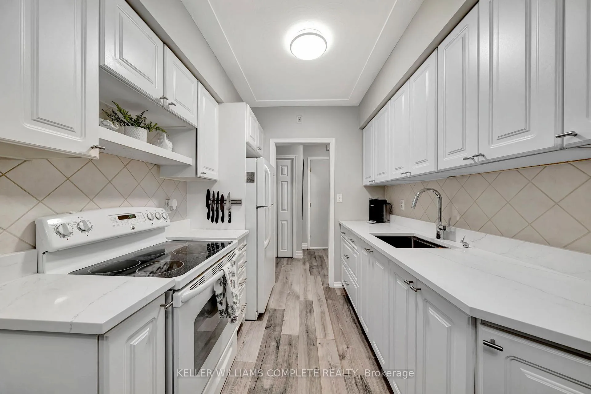 Front of Unit 307, 11 Woodman Drive S