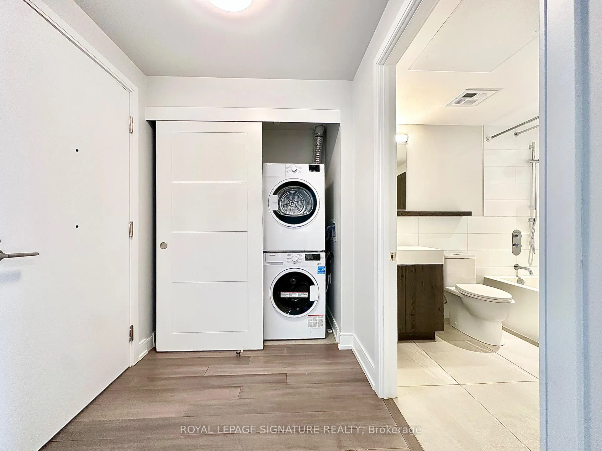 Photo 3 of Unit 602, 2525 Bathurst Street, Toronto, Forest Hill North — HOMEH