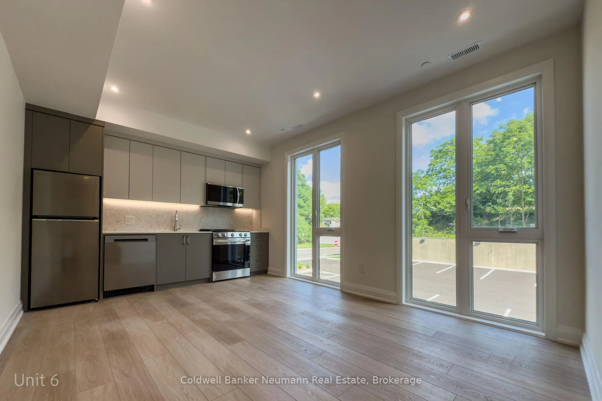 Photo 1 of Unit 6, 14 Stevenson Street N, Guelph, St. George's — HOMEH
